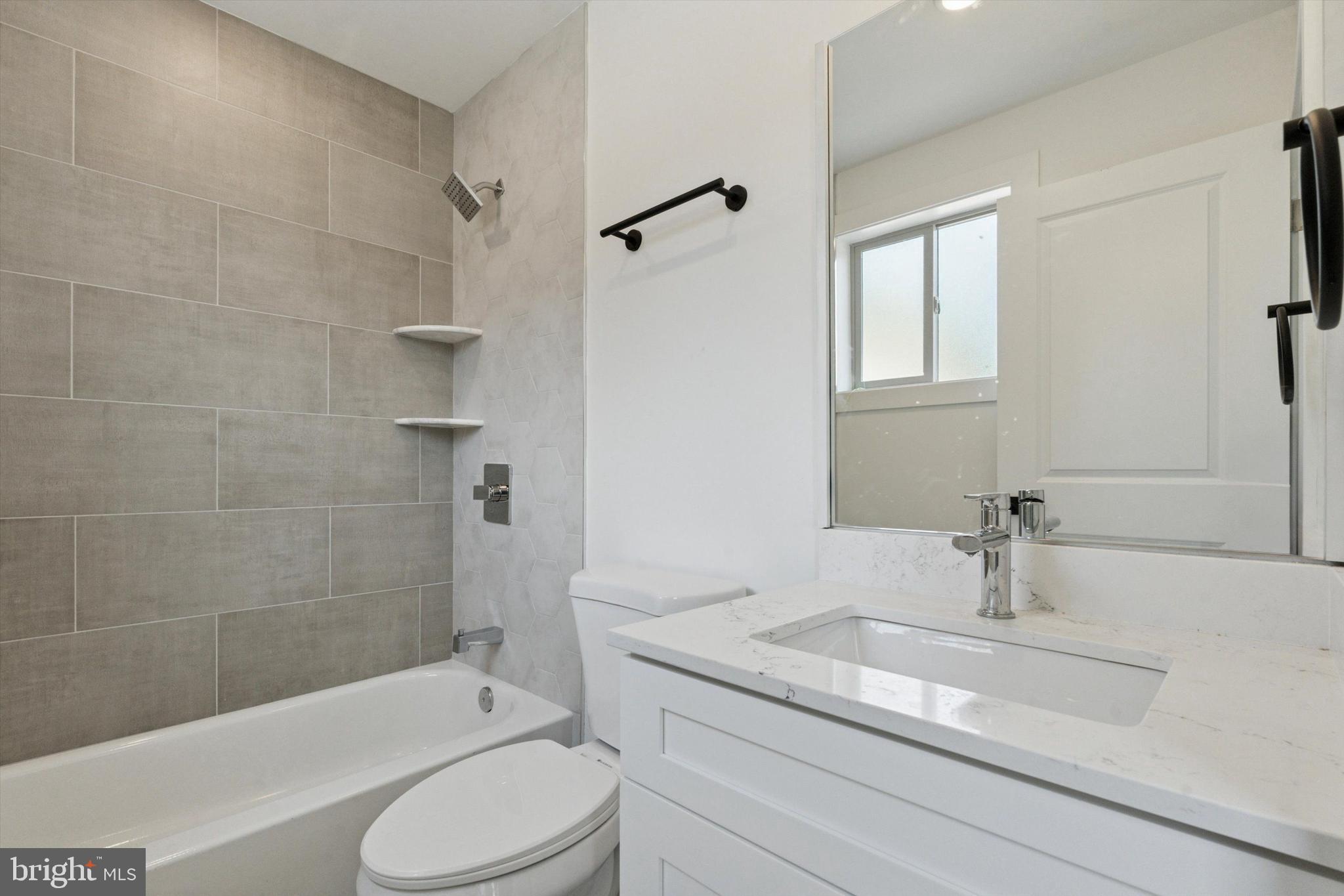 OLDE KENSINGTON - Residential Lease