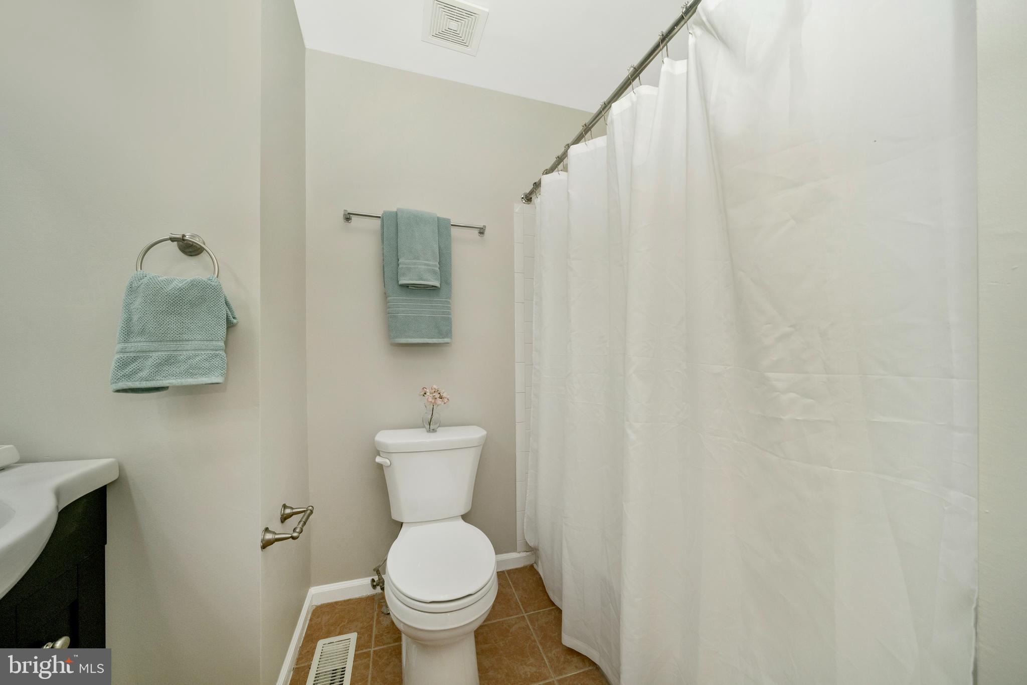 QUAIL RUN SOUTH - Residential