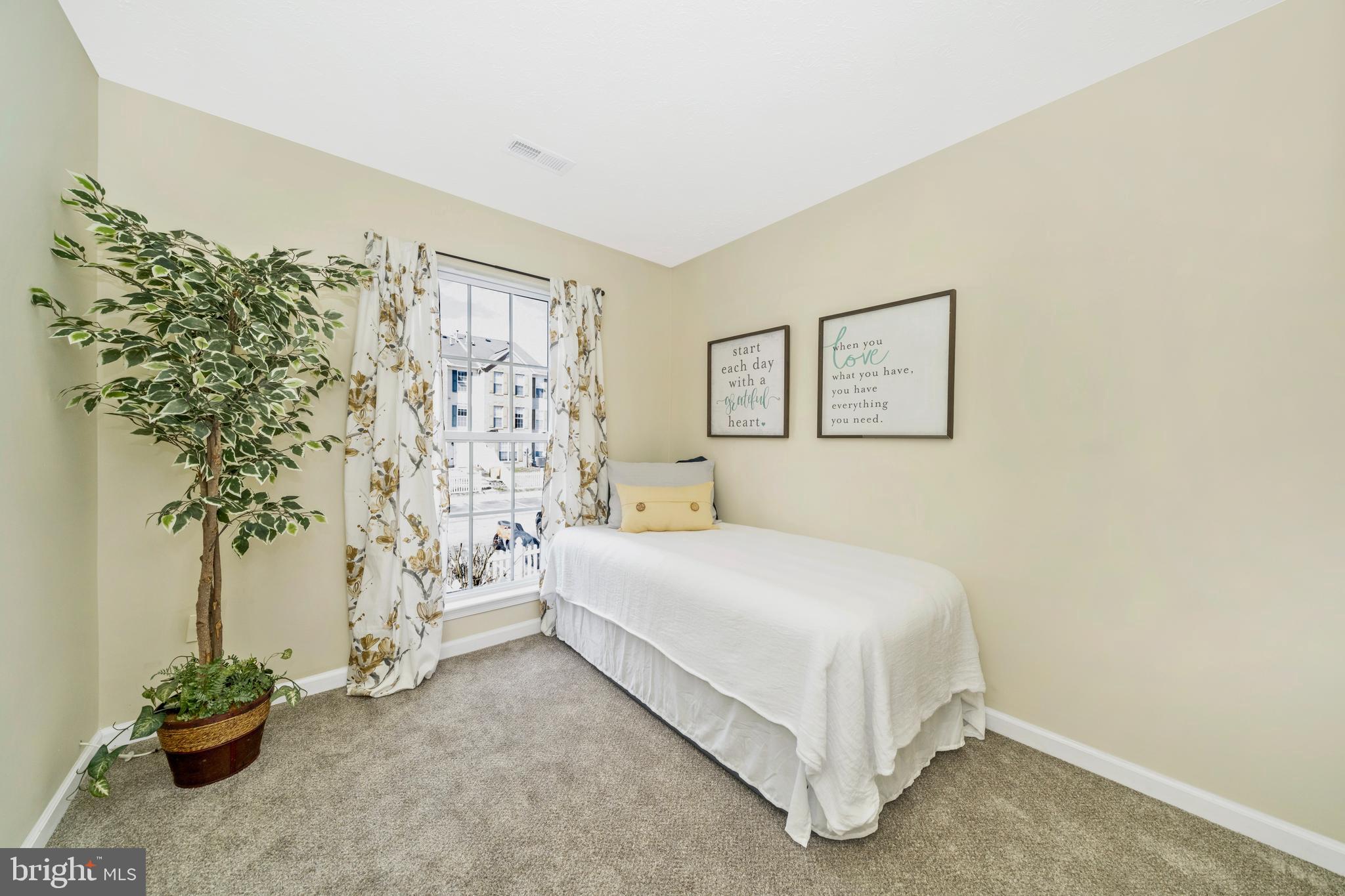 QUAIL RUN SOUTH - Residential