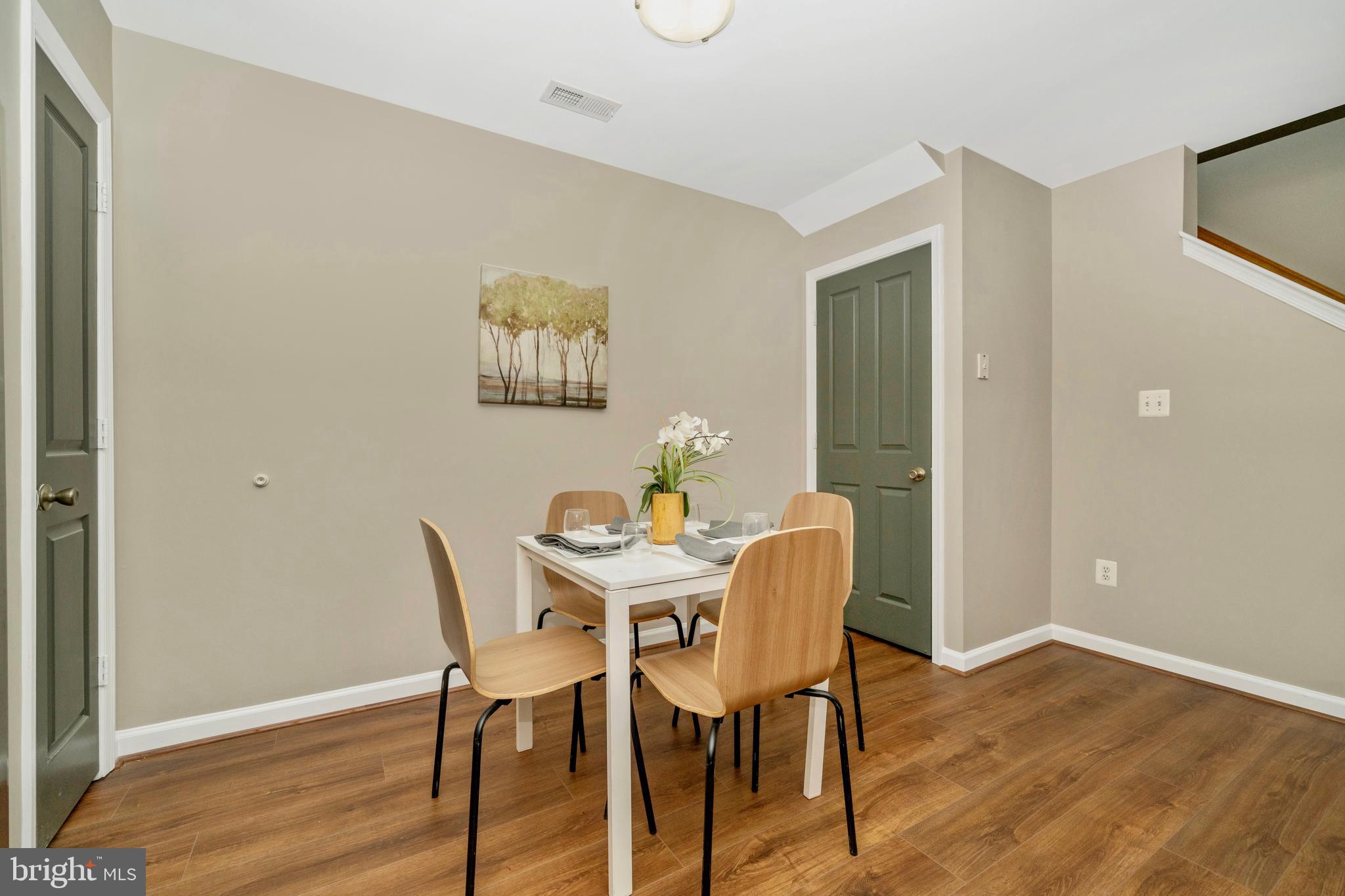 QUAIL RUN SOUTH - Residential