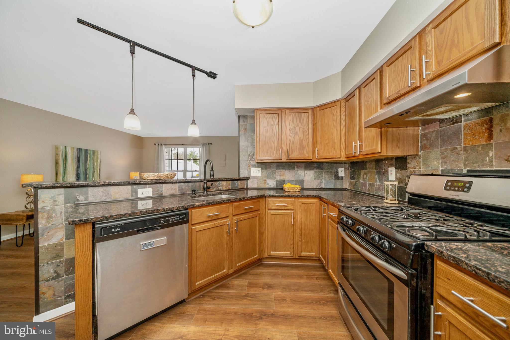 QUAIL RUN SOUTH - Residential