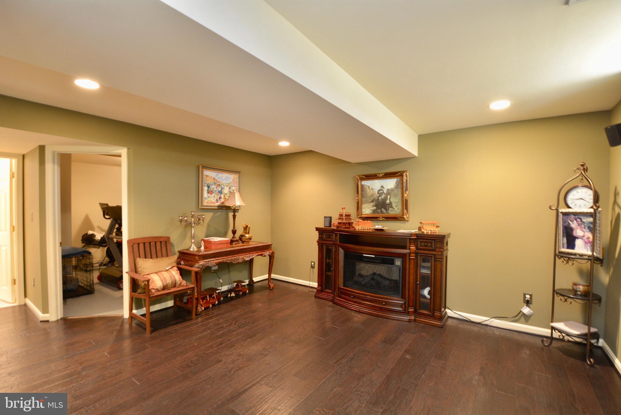 POWELLS LANDING - Residential