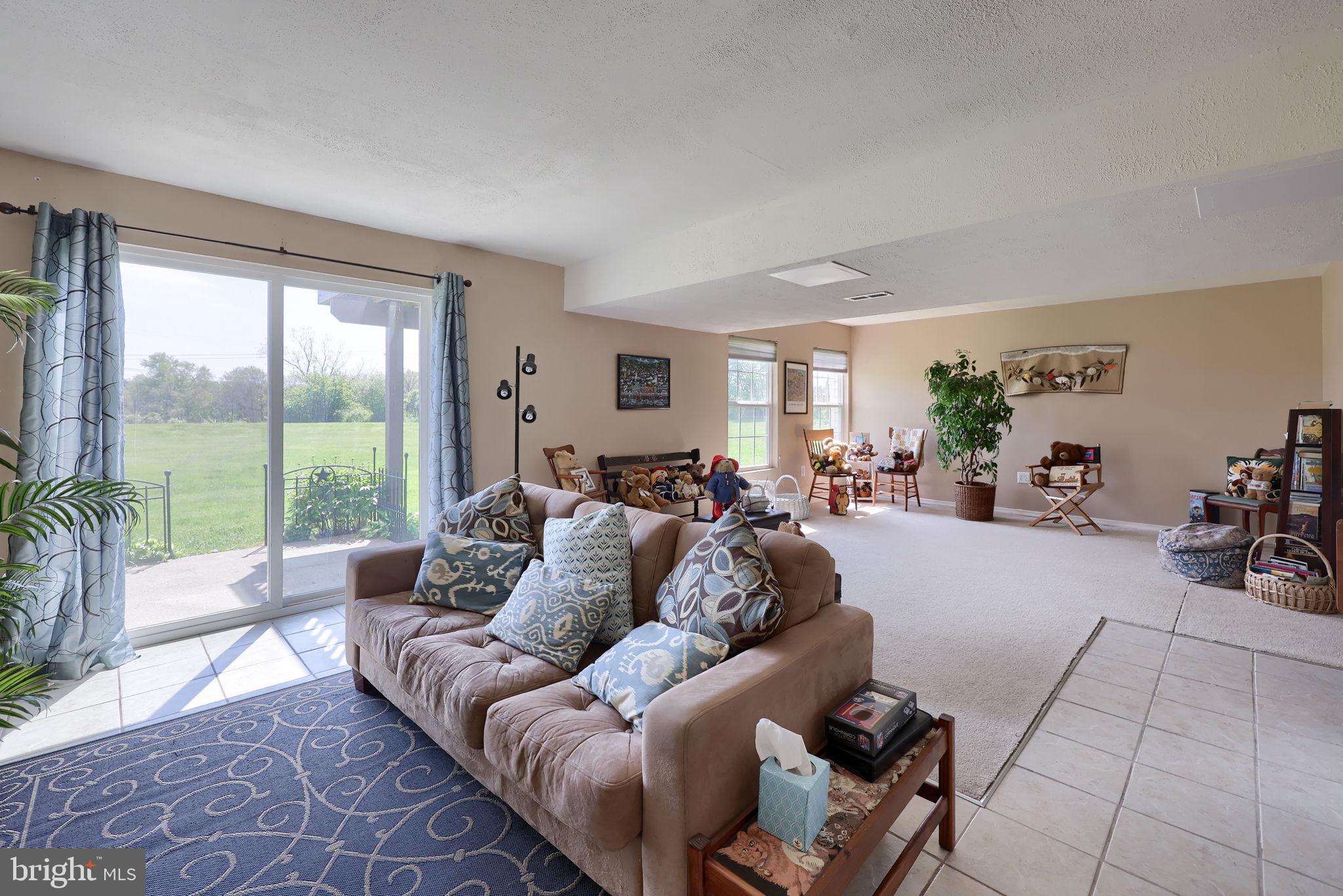 ASHCOMBE FARMS - Residential