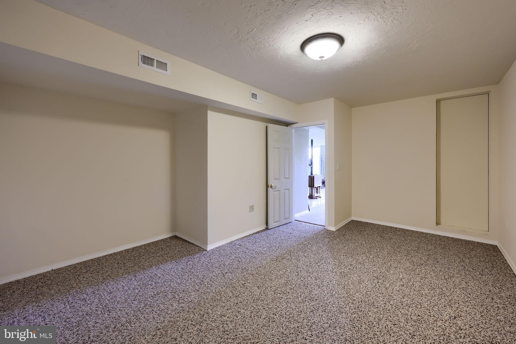 ASHCOMBE FARMS - Residential