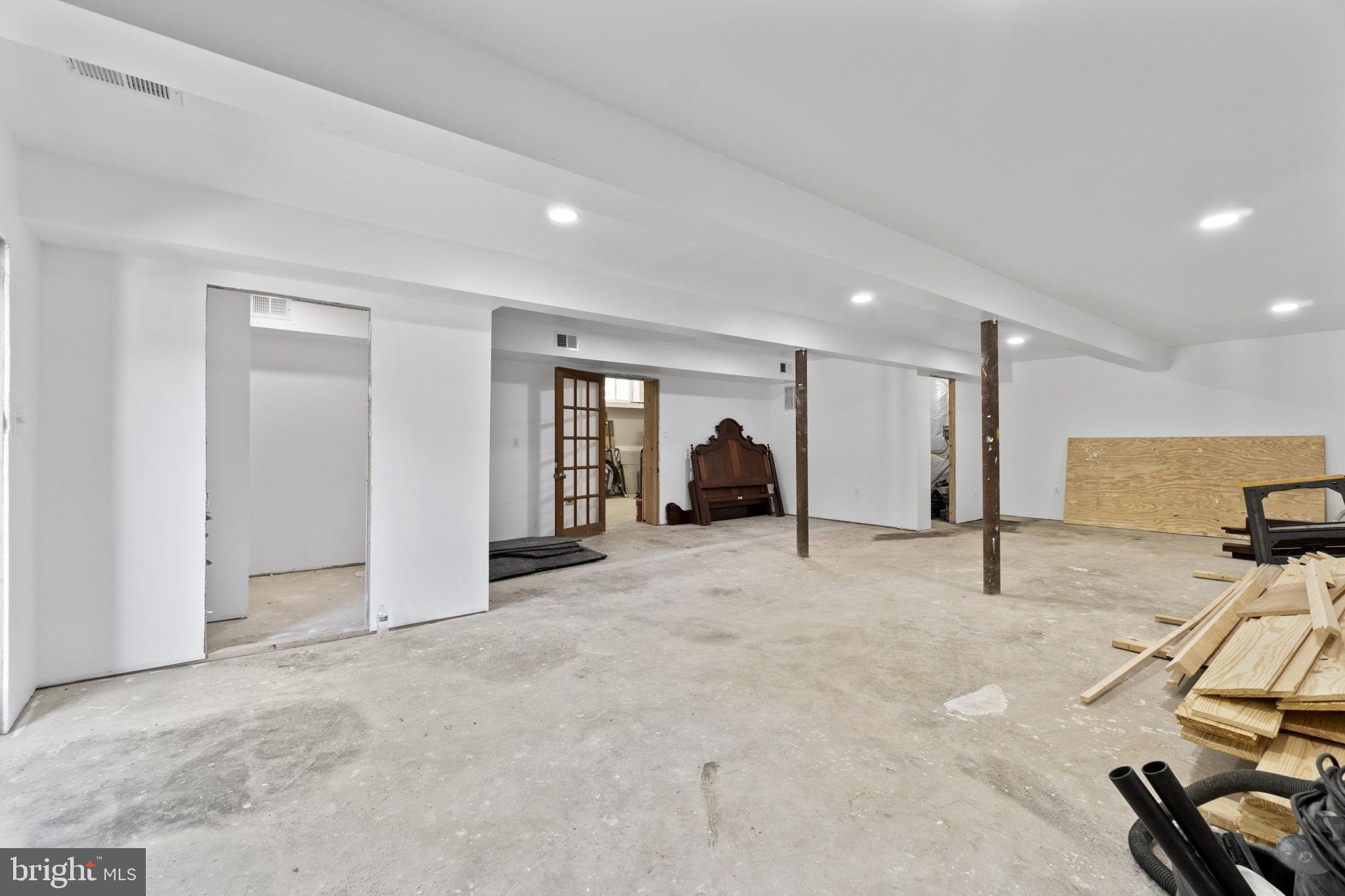 IVAKOTA FARM - Residential