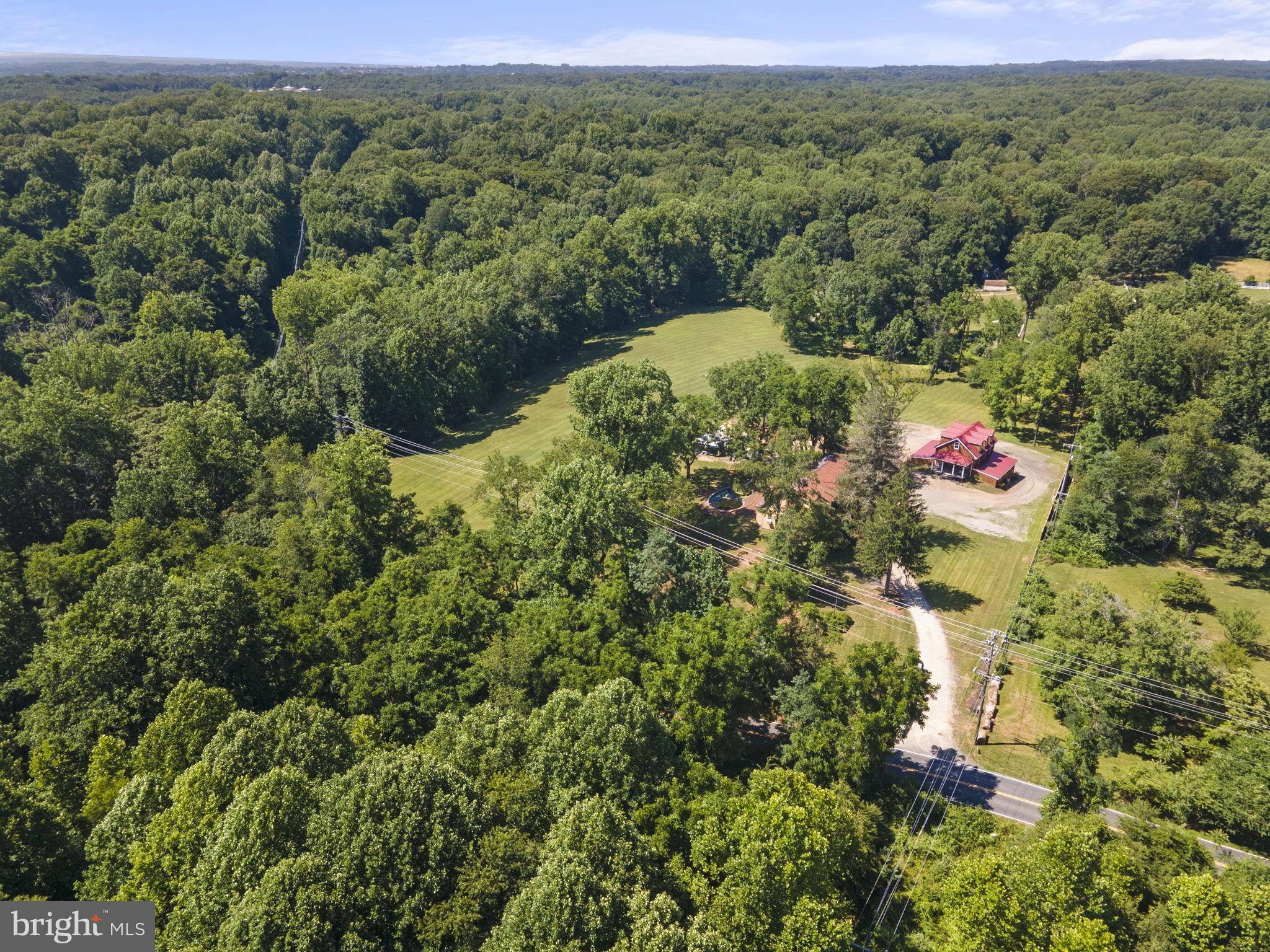 IVAKOTA FARM - Residential