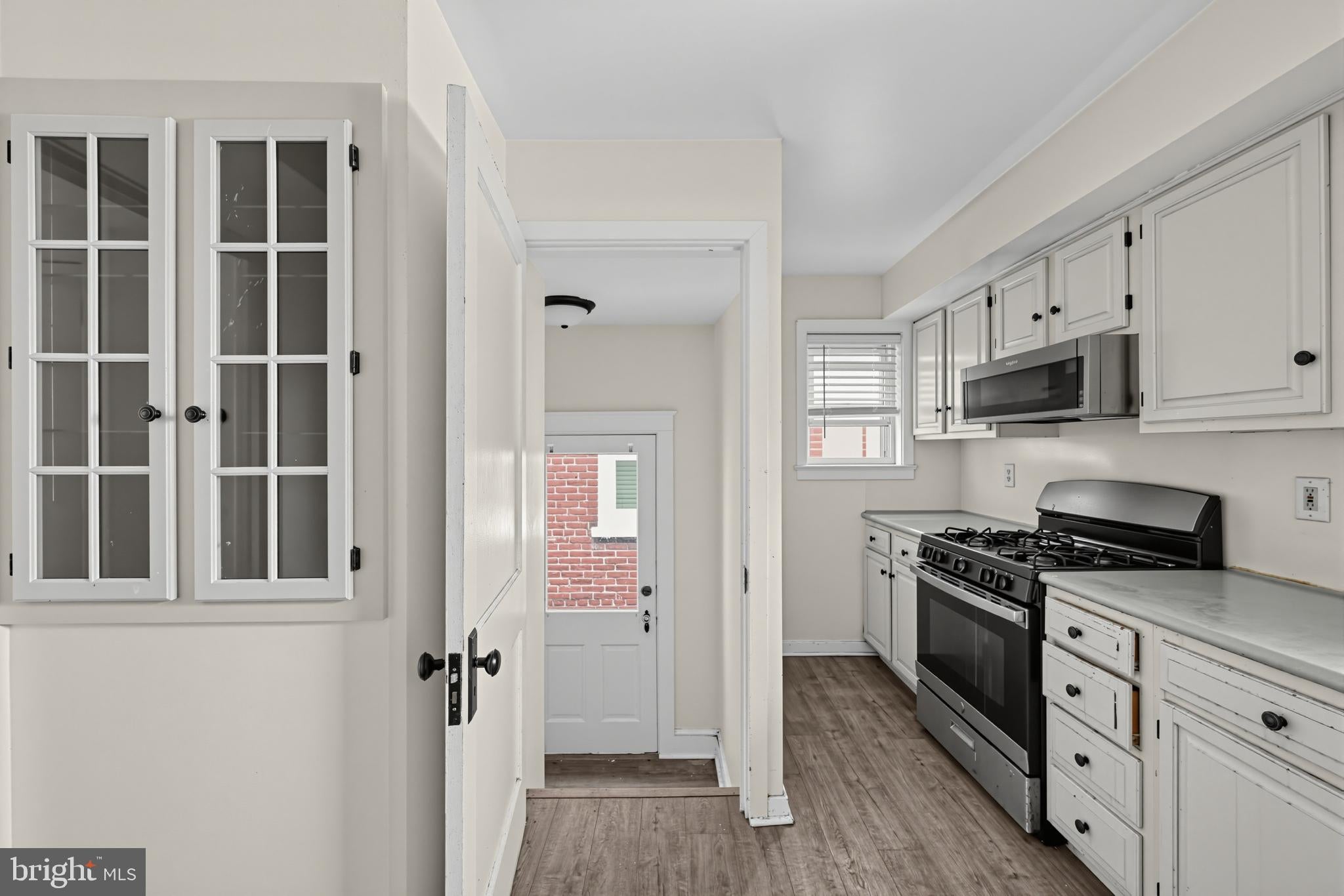 42 FAIRVIEW AVENUE