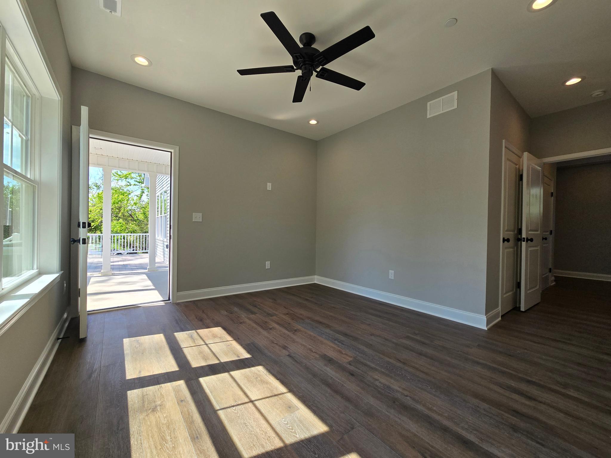 PASADENA - Residential