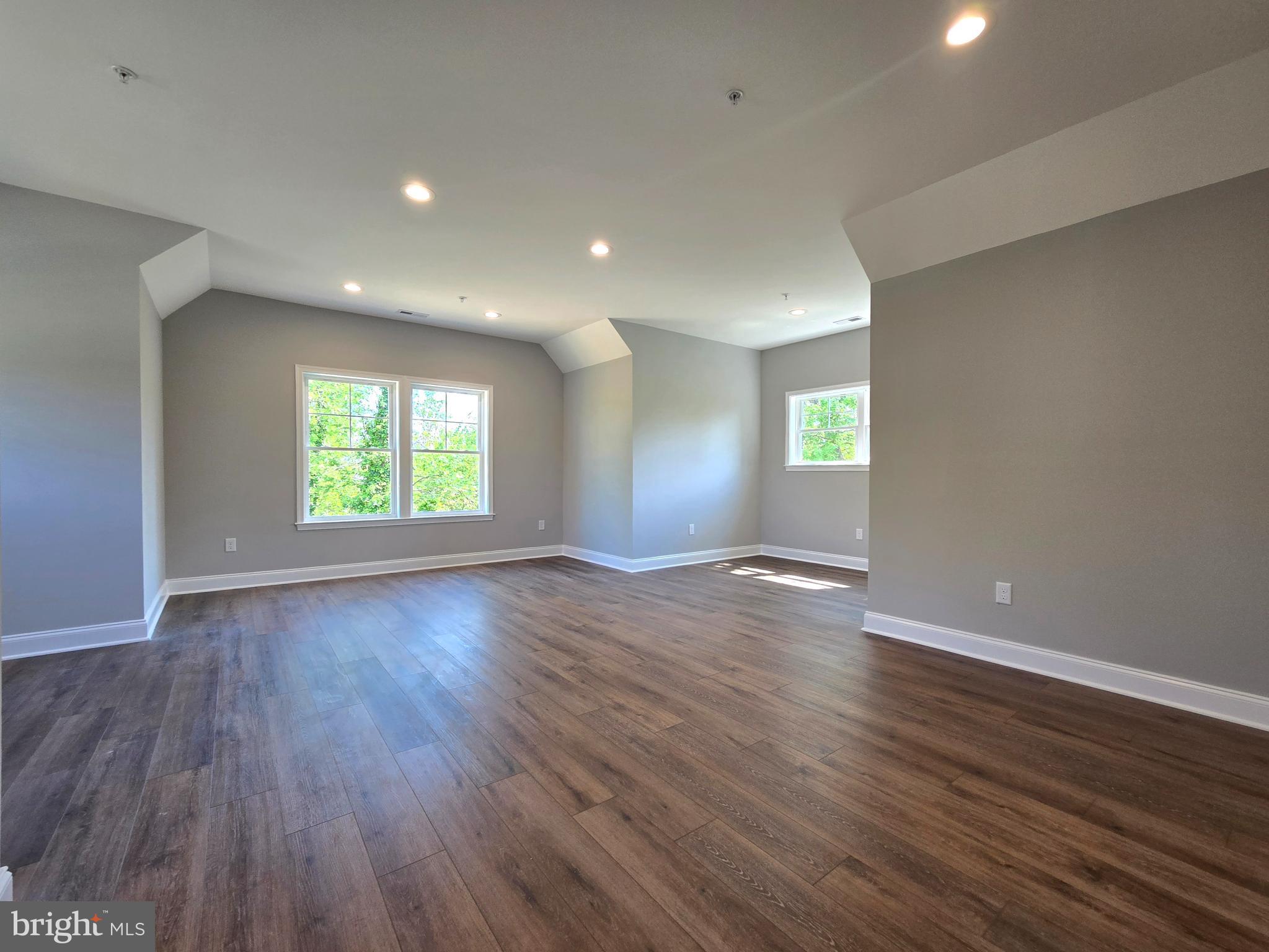 PASADENA - Residential