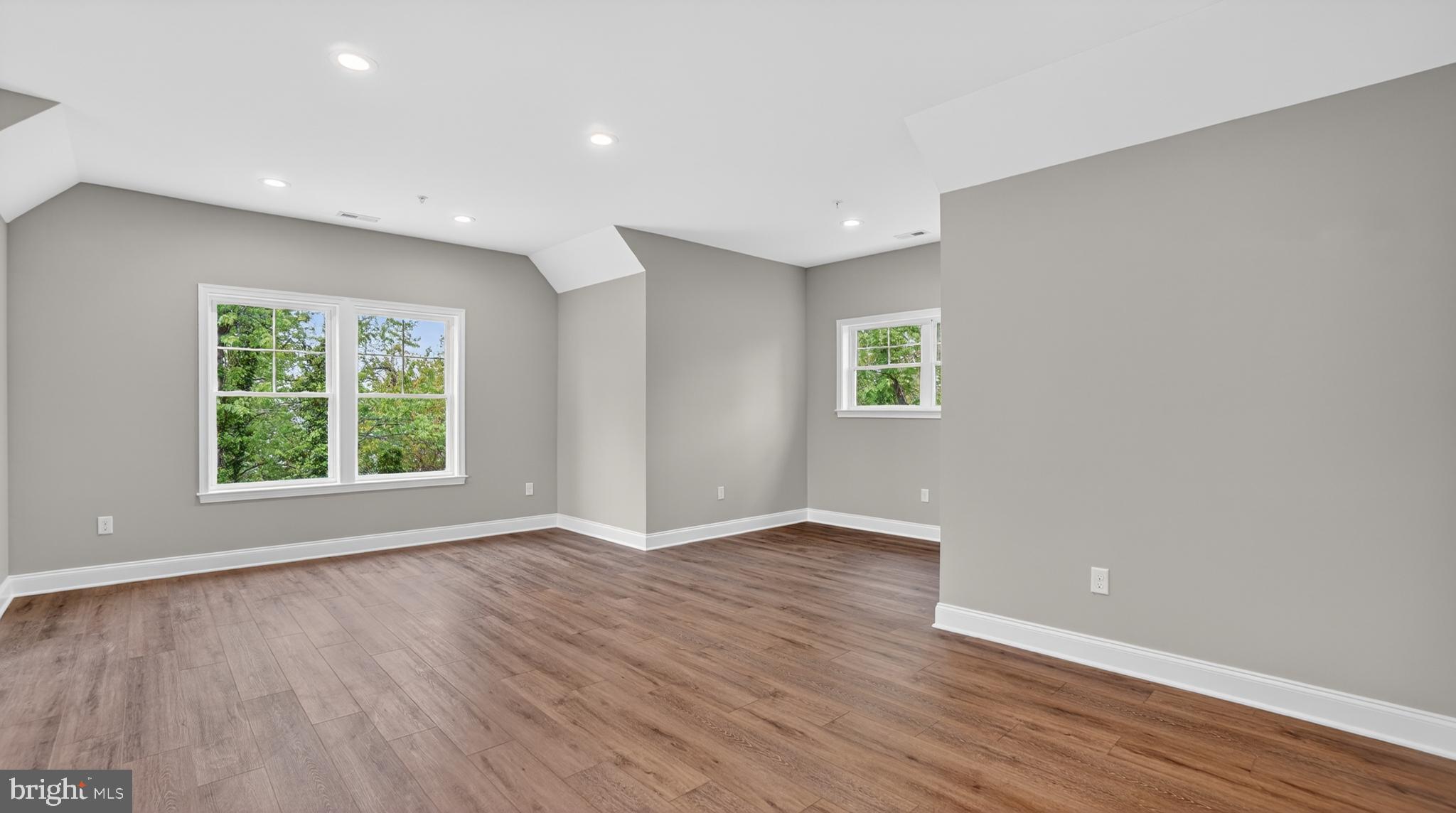 PASADENA - Residential