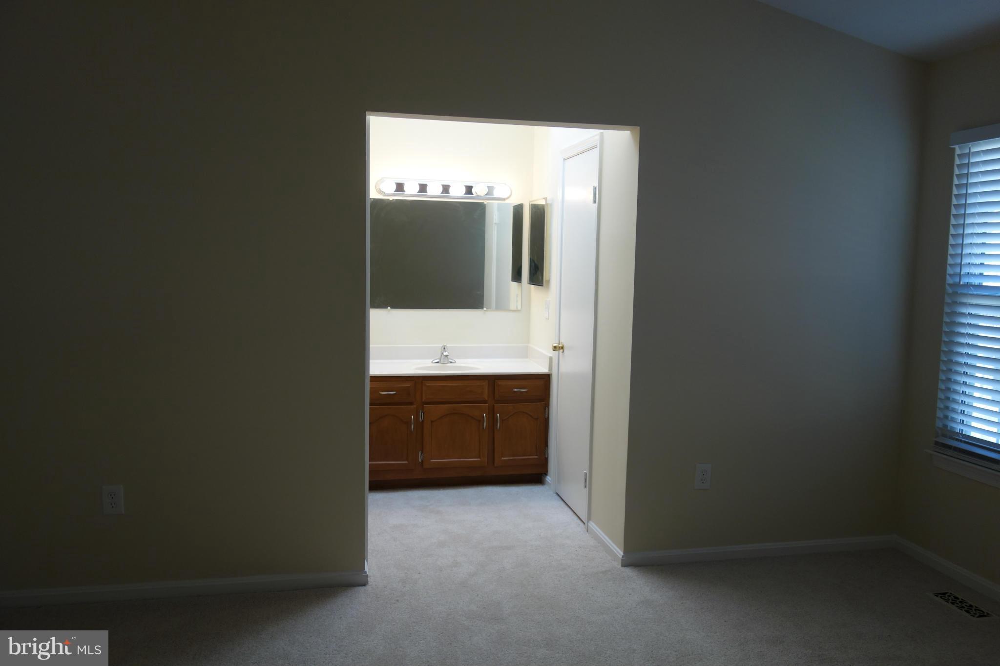 HUNTER VILLAGE - Residential