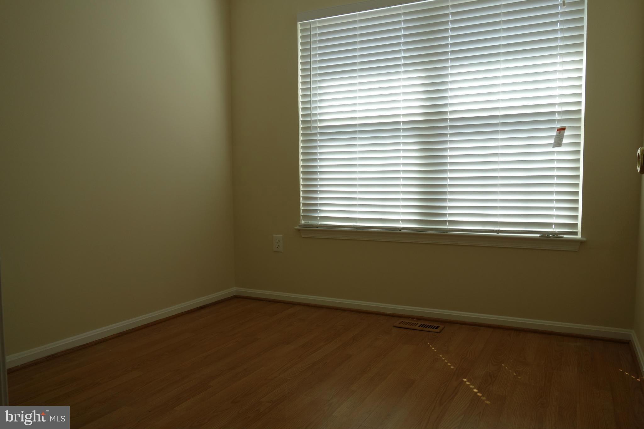 HUNTER VILLAGE - Residential