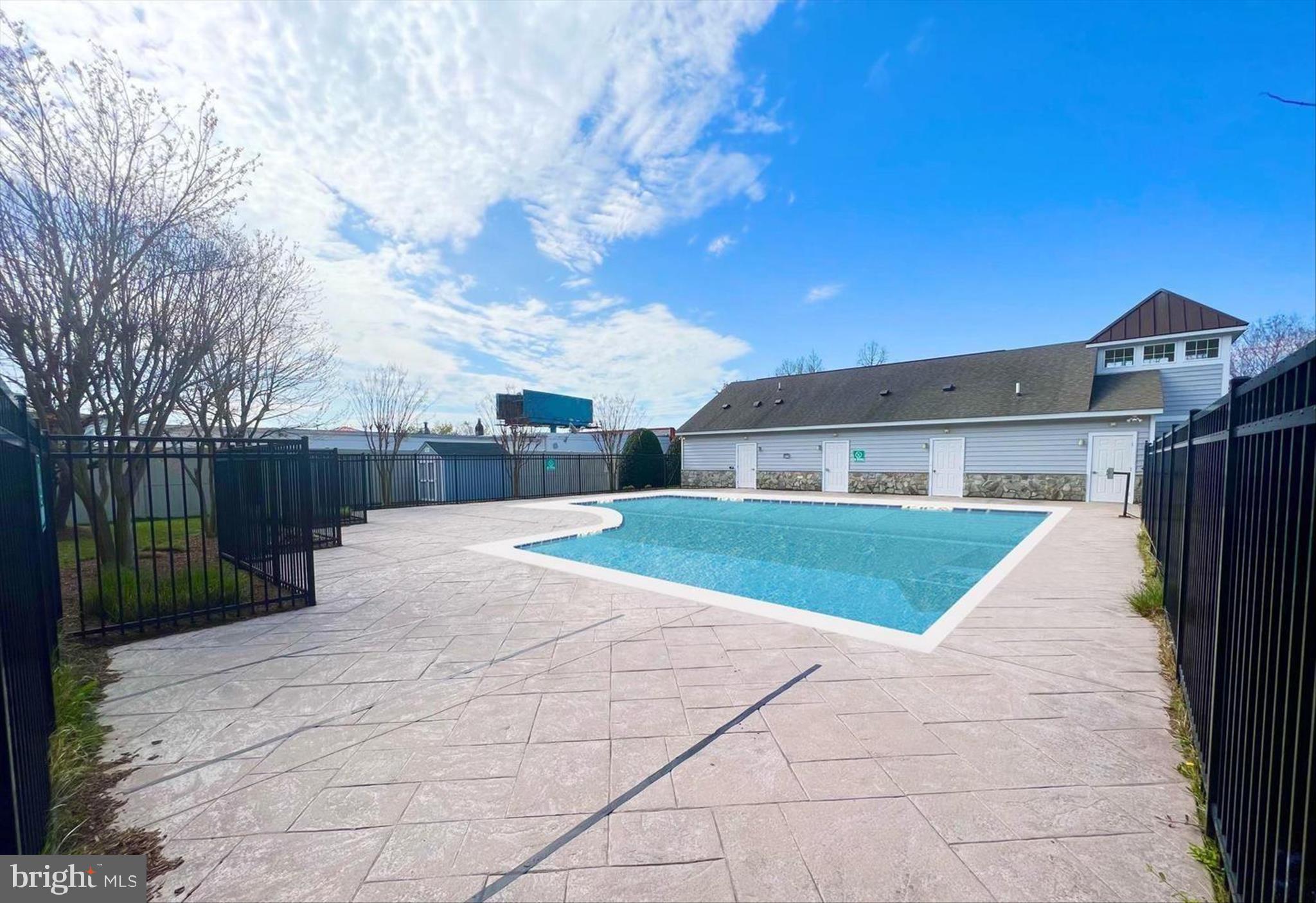 REHOBOTH CROSSING - Residential