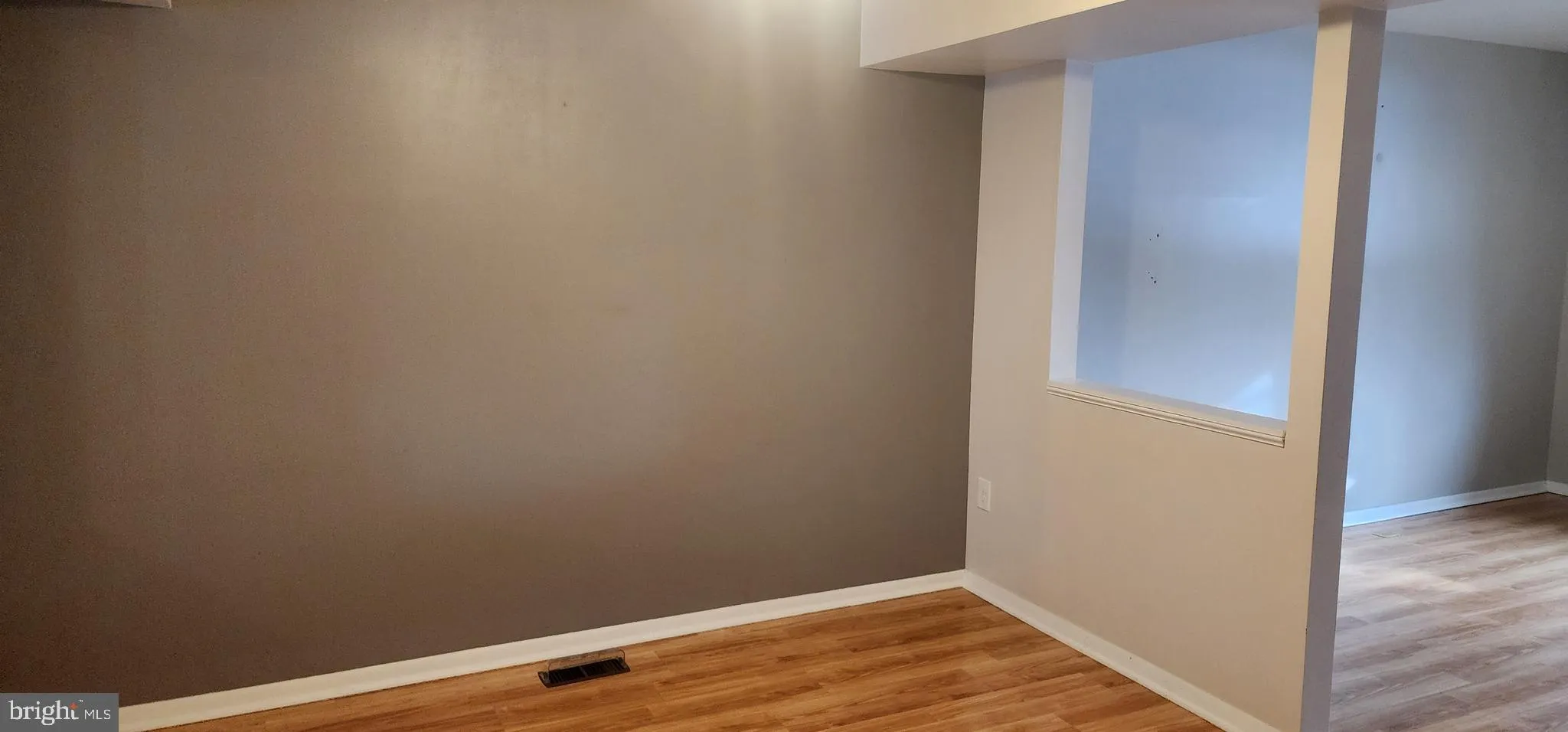 Reisterstown, Maryland 21136, United States, 3 Bedrooms Bedrooms, ,2 BathroomsBathrooms,Residential,Pending,16851