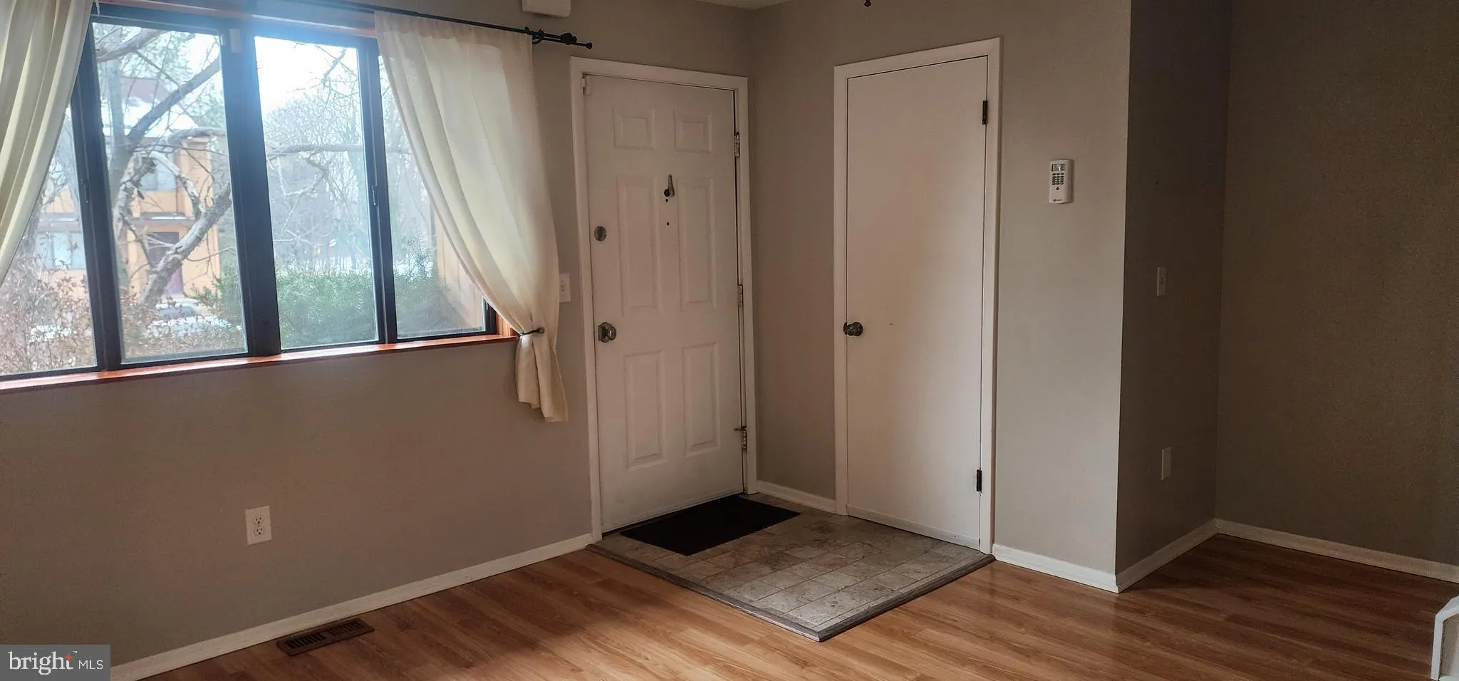 Reisterstown, Maryland 21136, United States, 3 Bedrooms Bedrooms, ,2 BathroomsBathrooms,Residential,Pending,16851