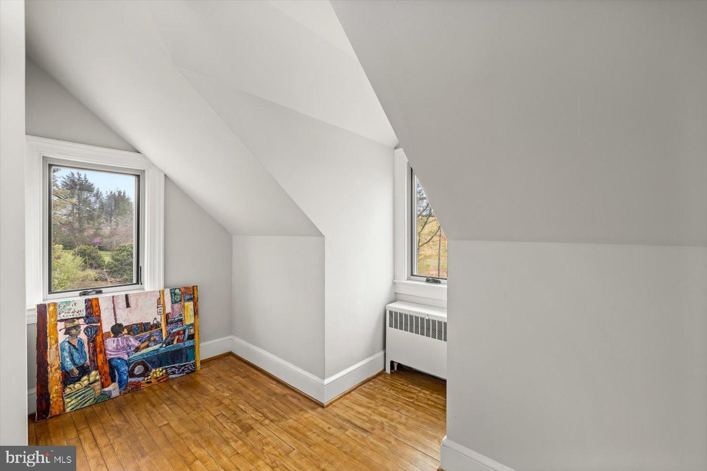 WOODVILLE - Residential