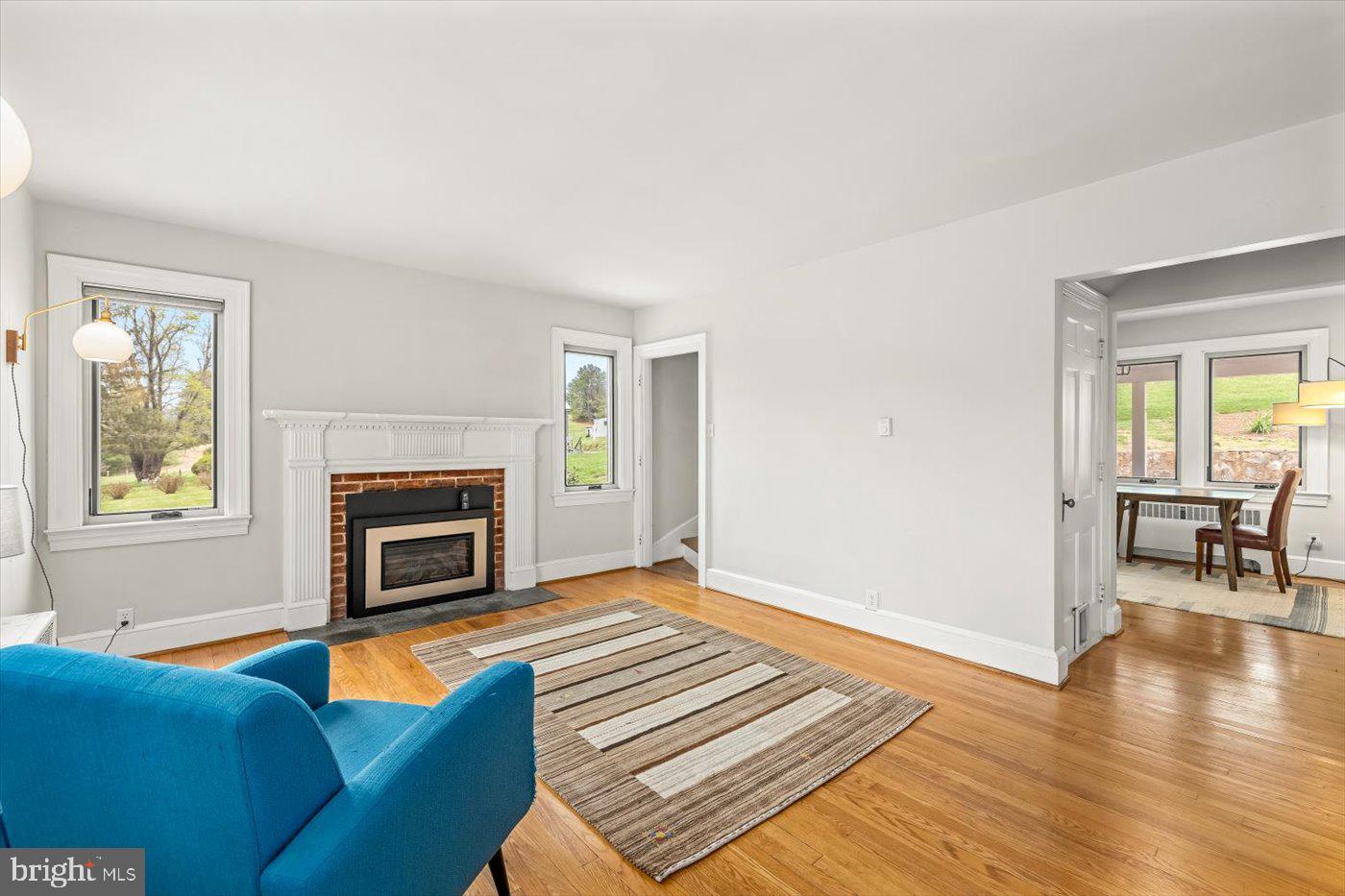 WOODVILLE - Residential