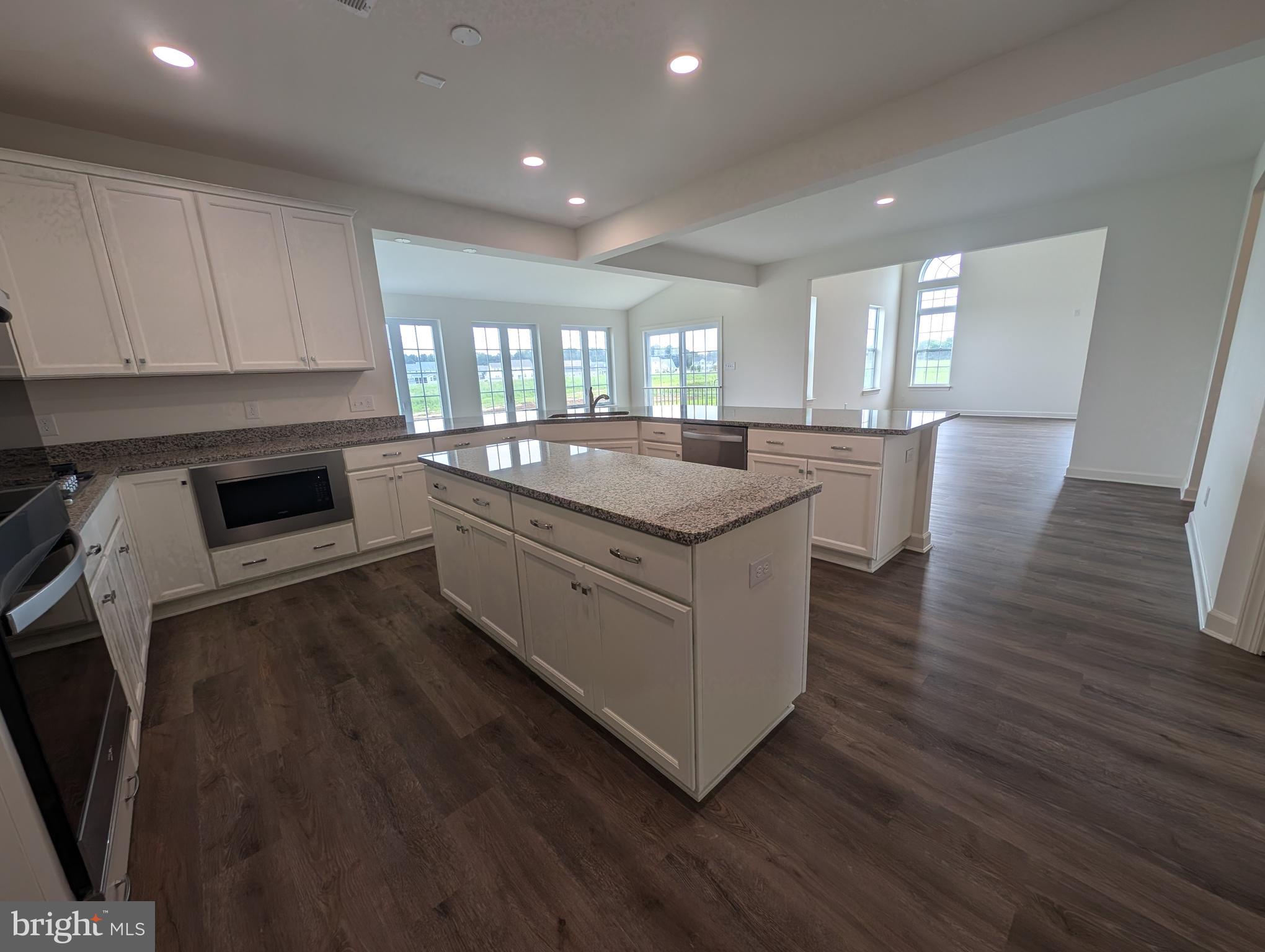 ROTHWELL ESTATES - Residential