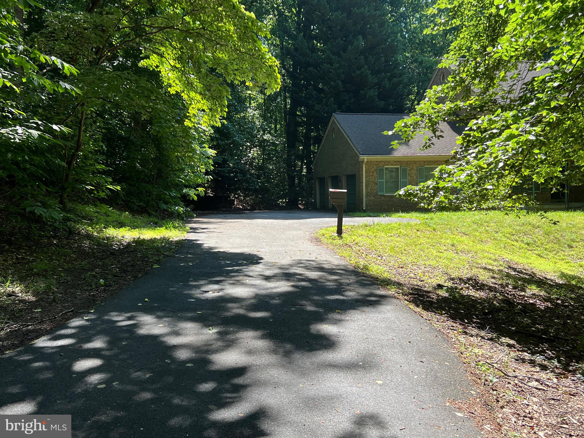 7001 BRICKYARD ROAD