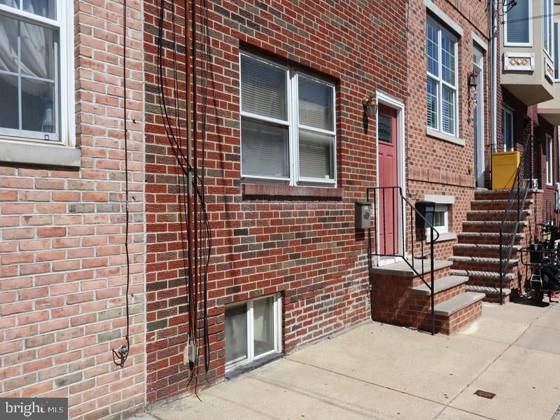 2011 CARPENTER STREET