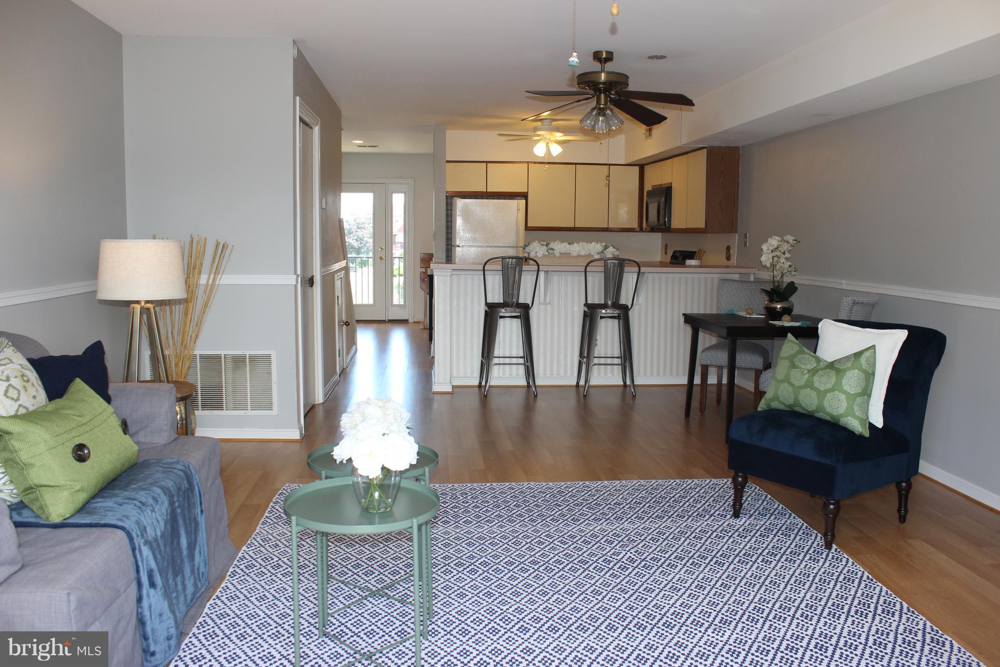 QUEENS LANDING - Residential