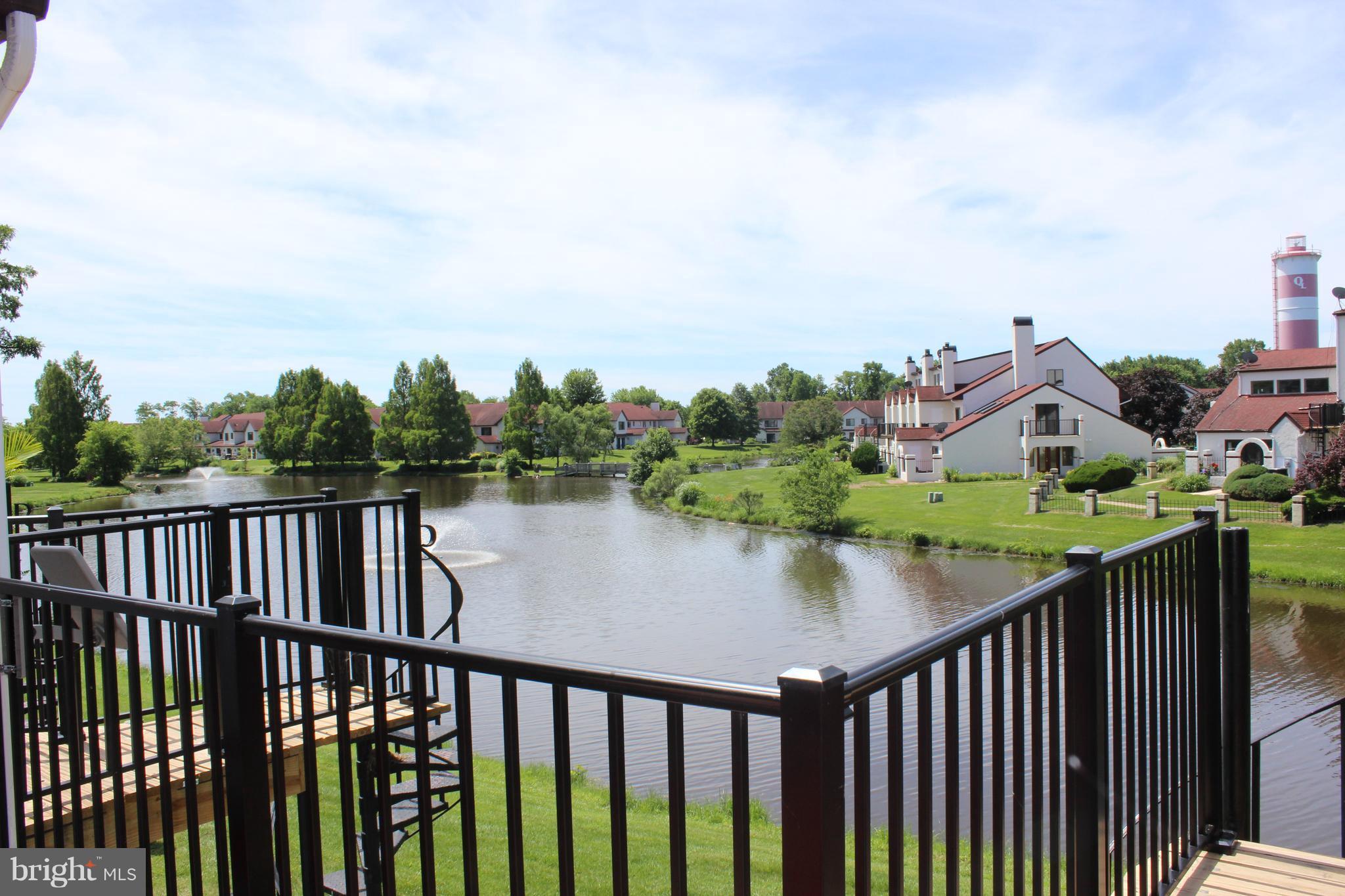 QUEENS LANDING - Residential