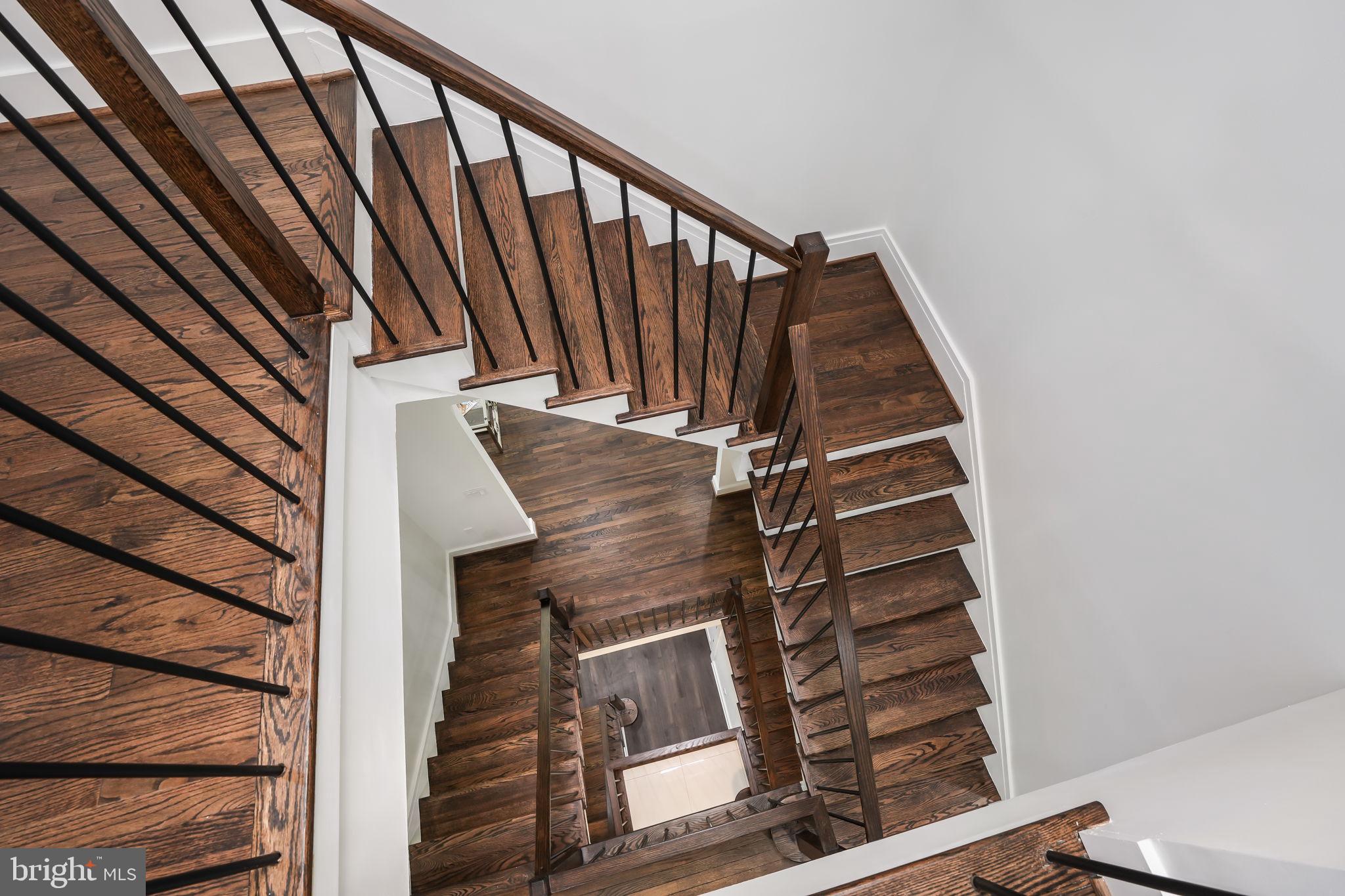 MERRYWOOD ON THE POTOMAC - Residential