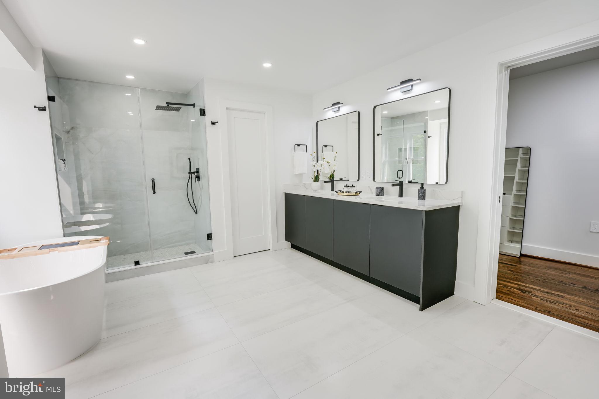 MERRYWOOD ON THE POTOMAC - Residential