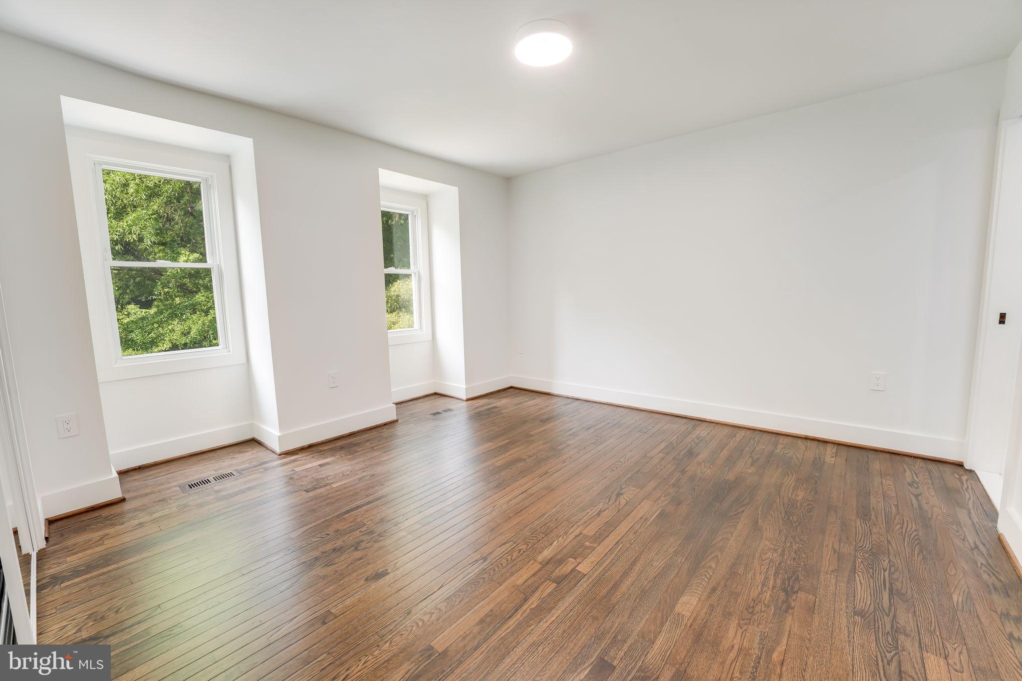 MERRYWOOD ON THE POTOMAC - Residential