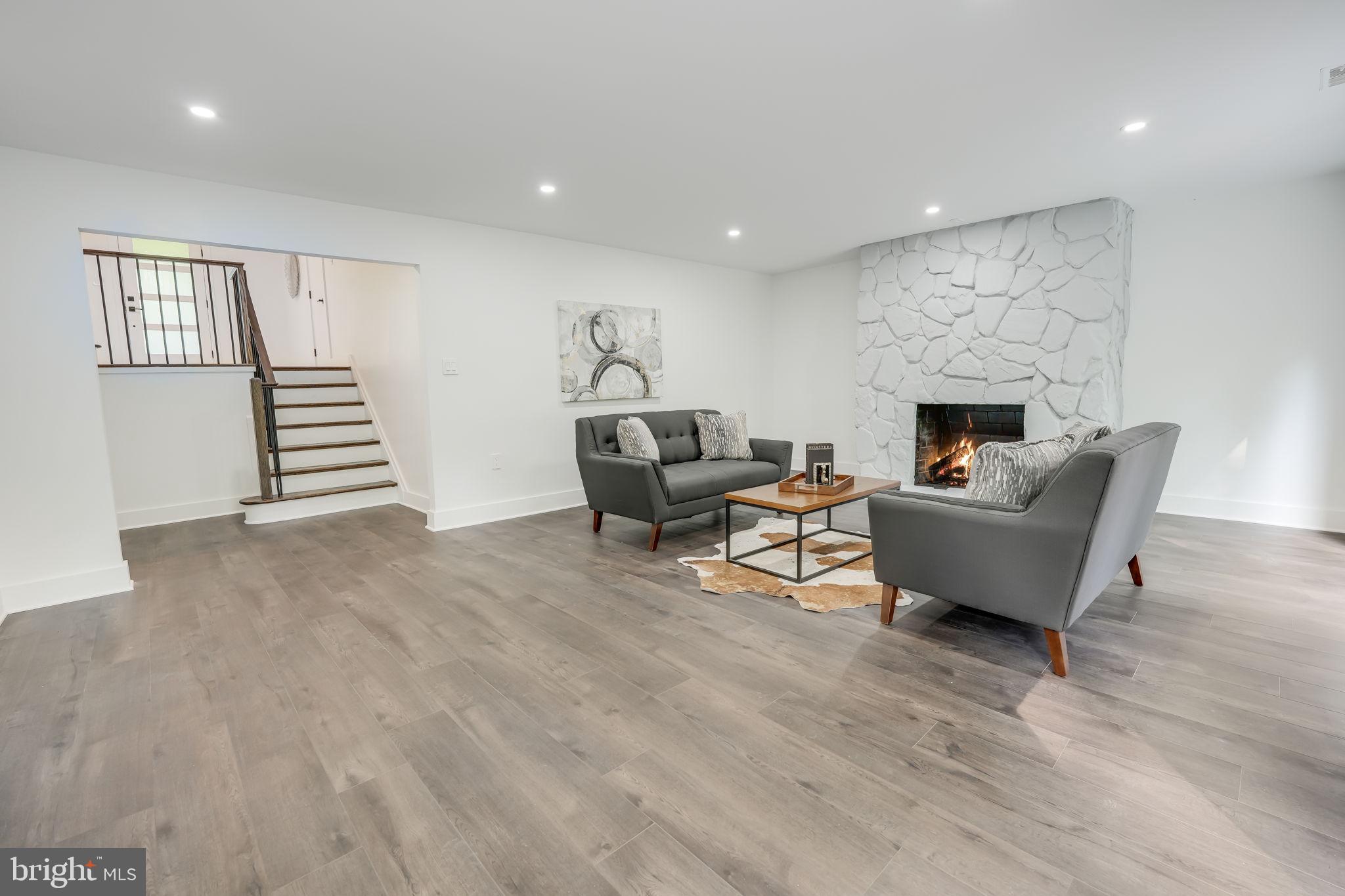 MERRYWOOD ON THE POTOMAC - Residential