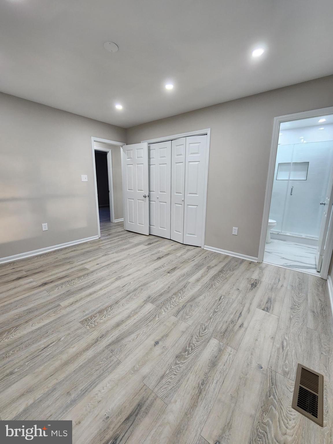 DALEVIEW MANOR - Residential