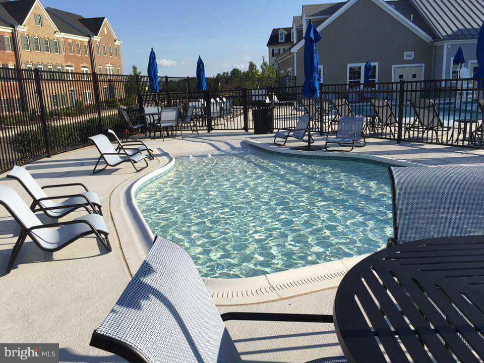 ARCOLA TOWN CENTER CONDO - Residential Lease