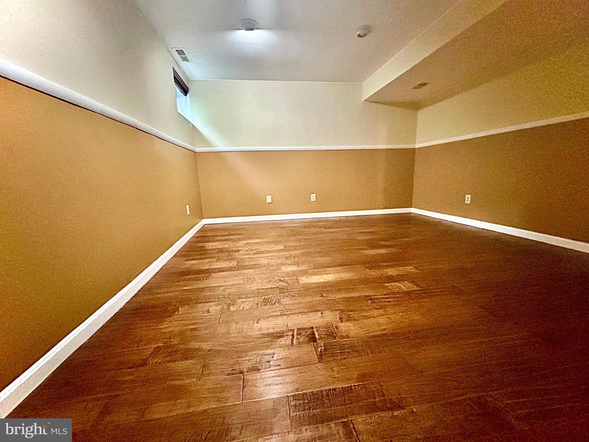 RIVA TRACE - Residential