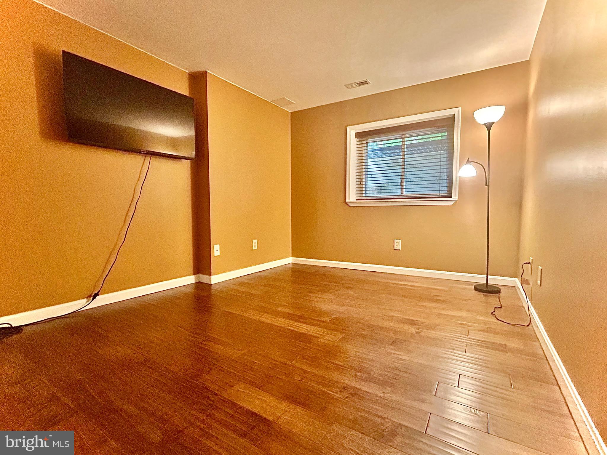 RIVA TRACE - Residential