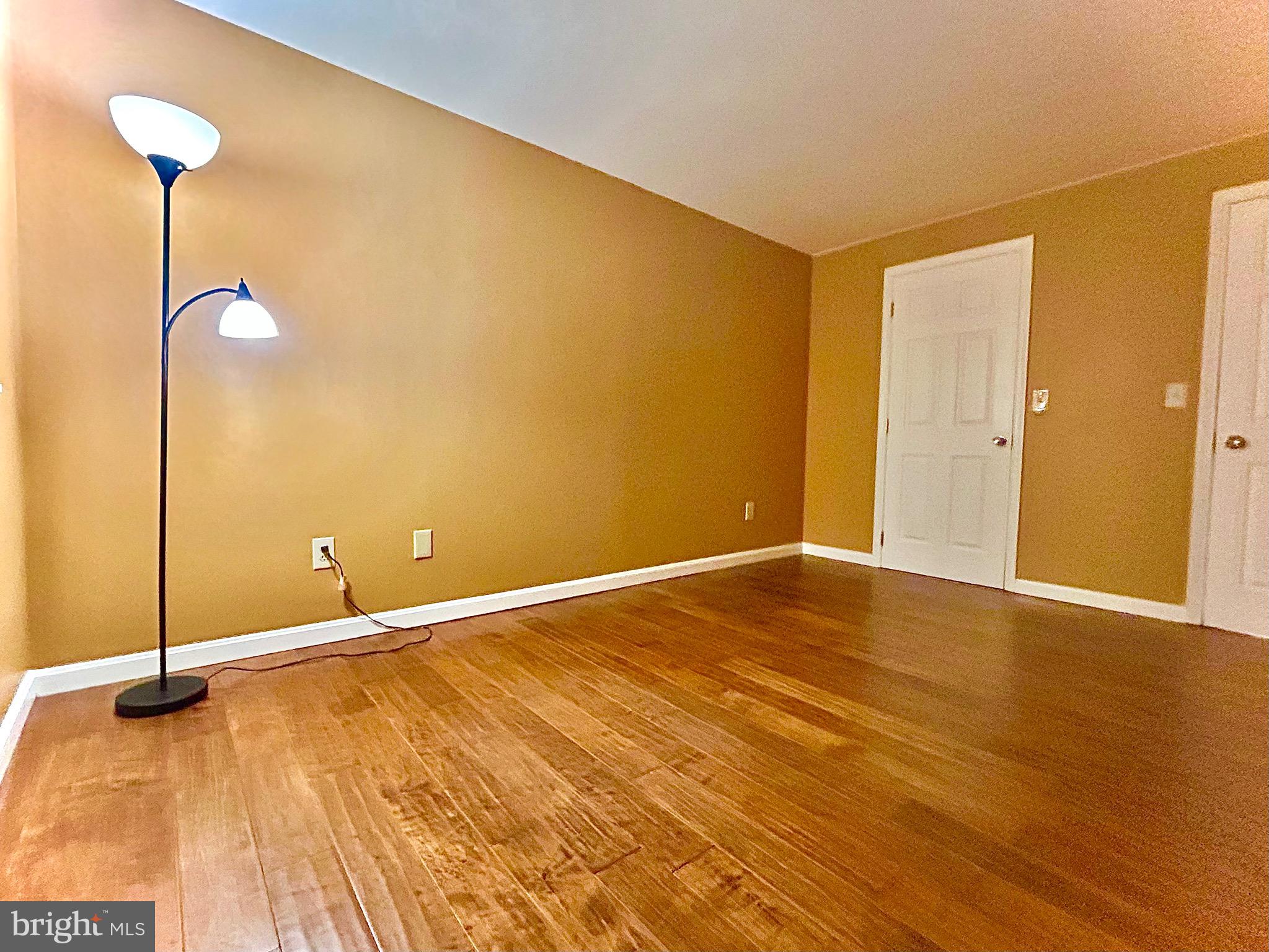 RIVA TRACE - Residential