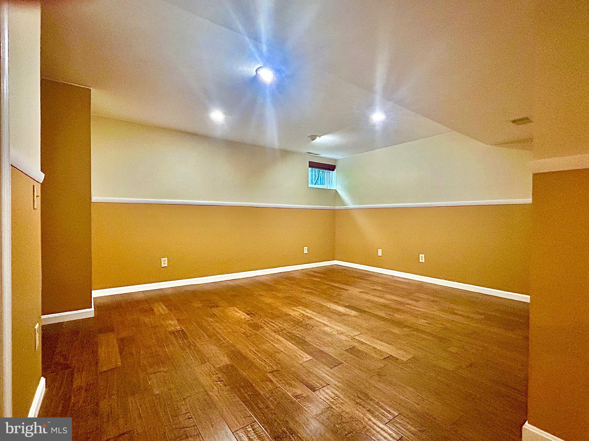 RIVA TRACE - Residential