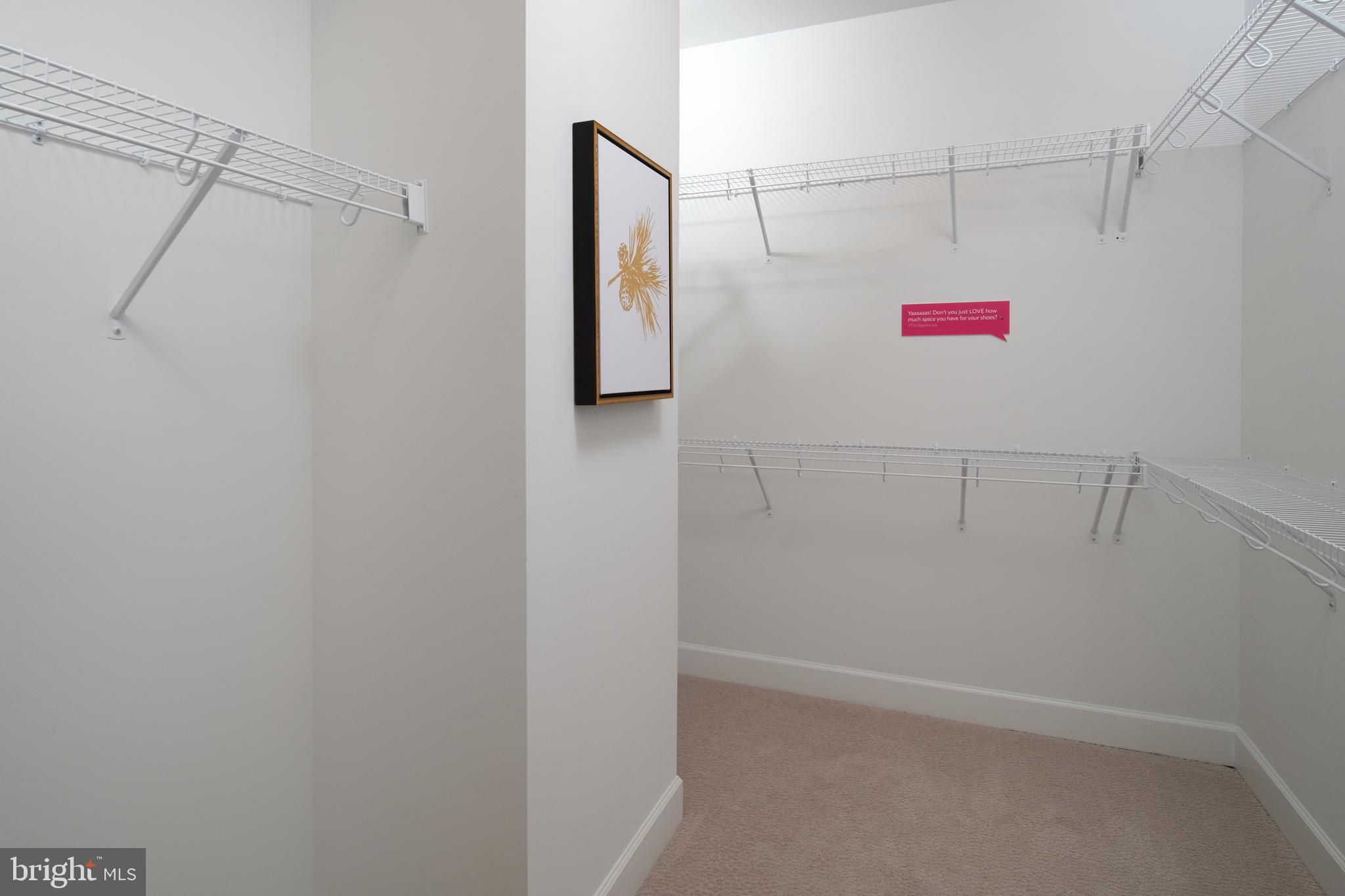 GATEWAY WEST - Residential