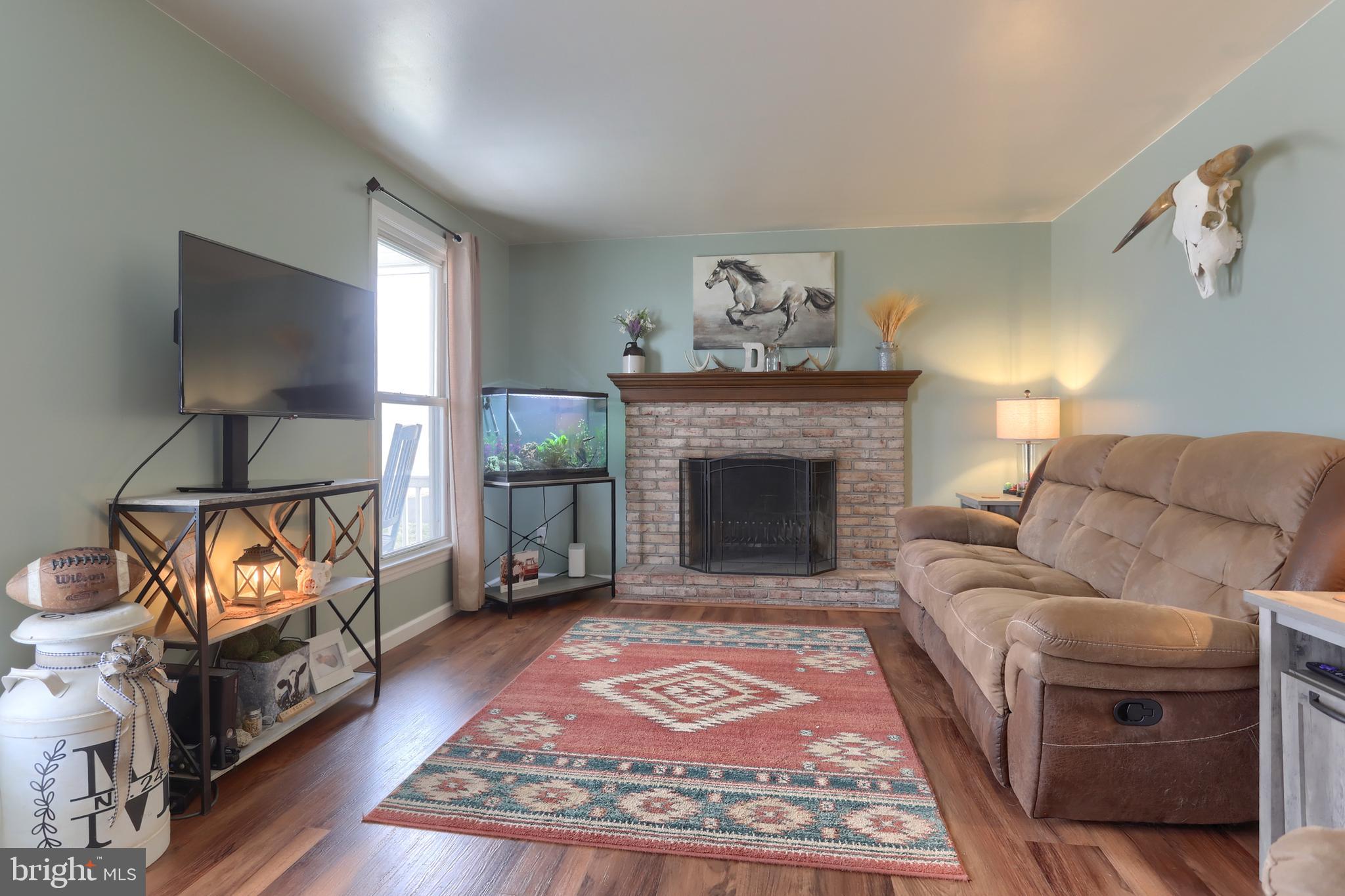 PIONEER HILLS - Residential