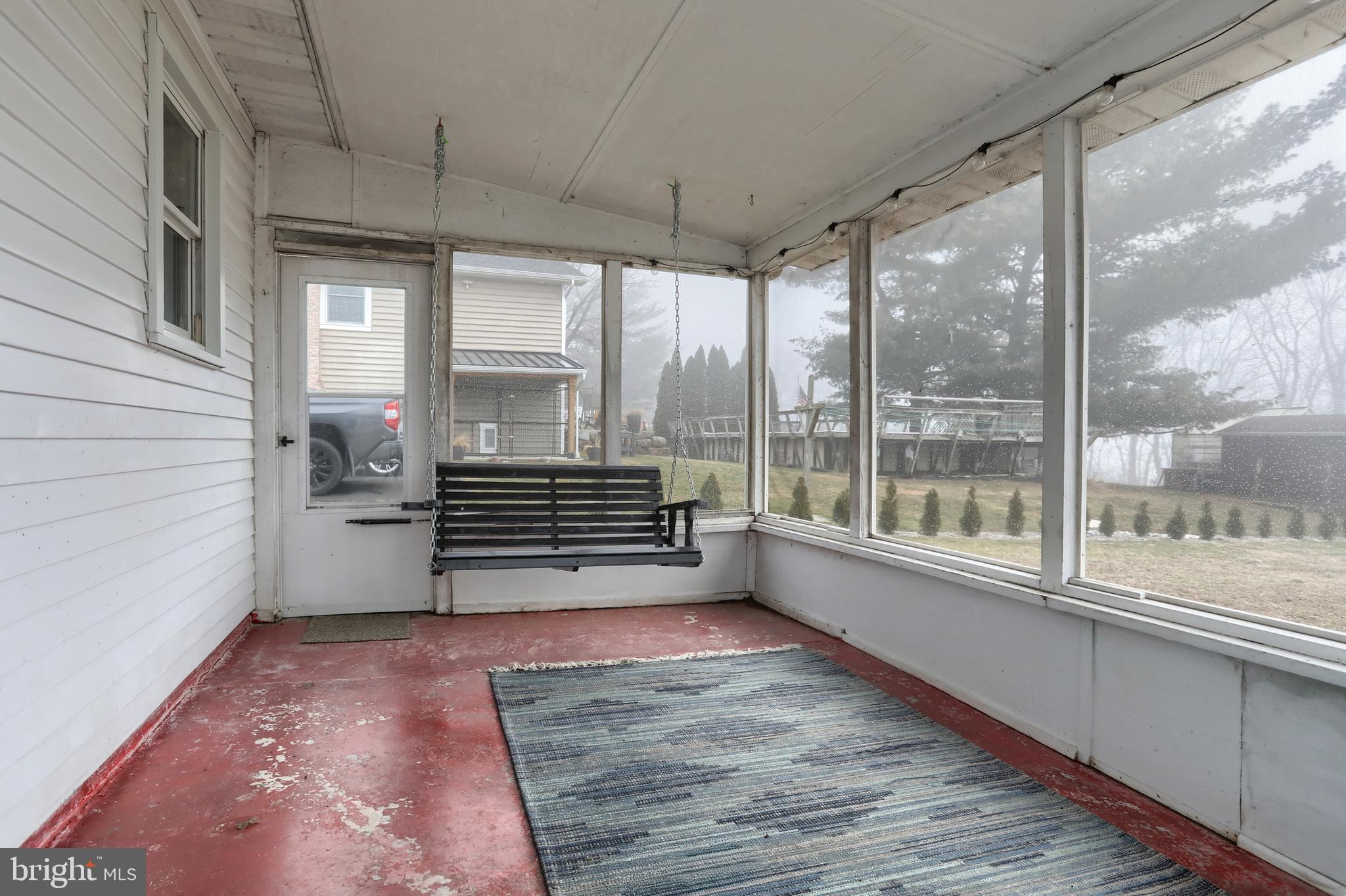 PIONEER HILLS - Residential