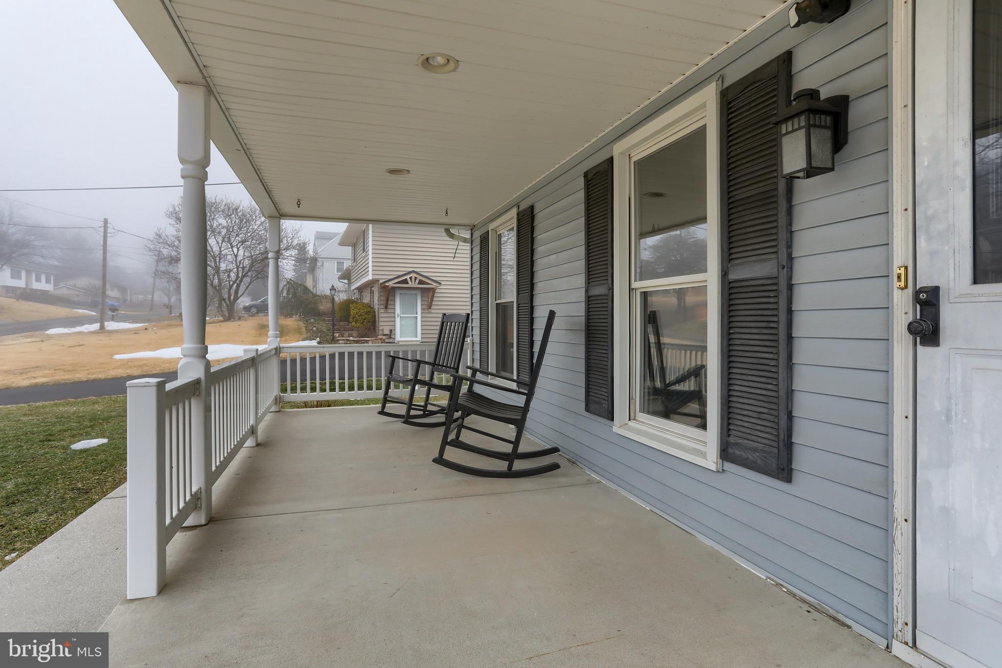 PIONEER HILLS - Residential