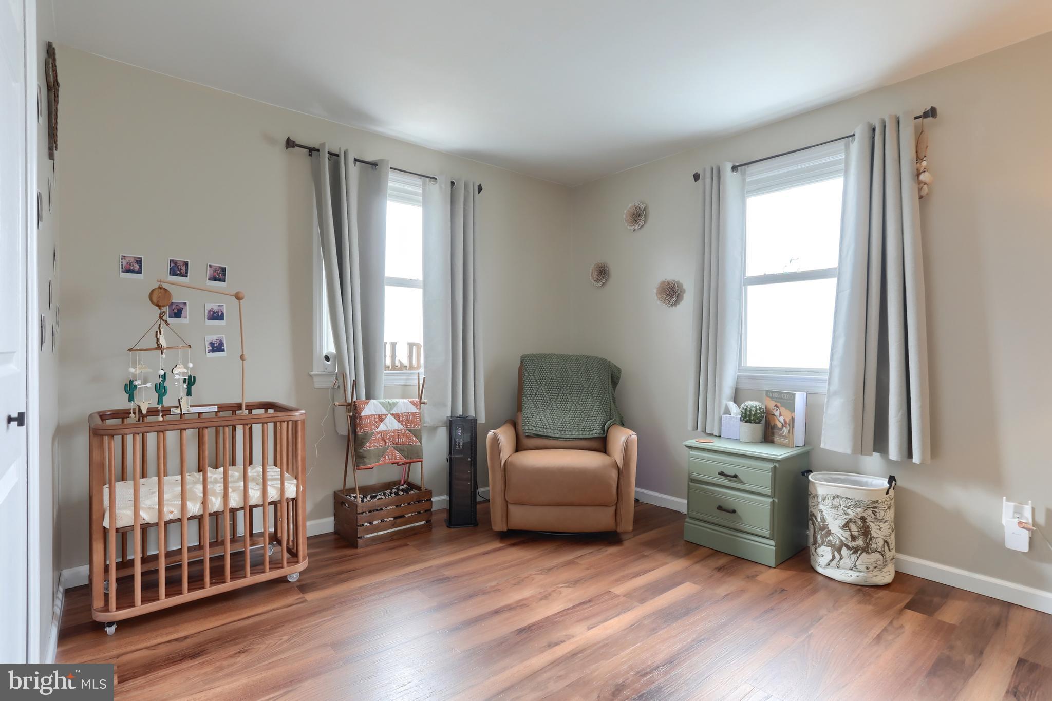 PIONEER HILLS - Residential