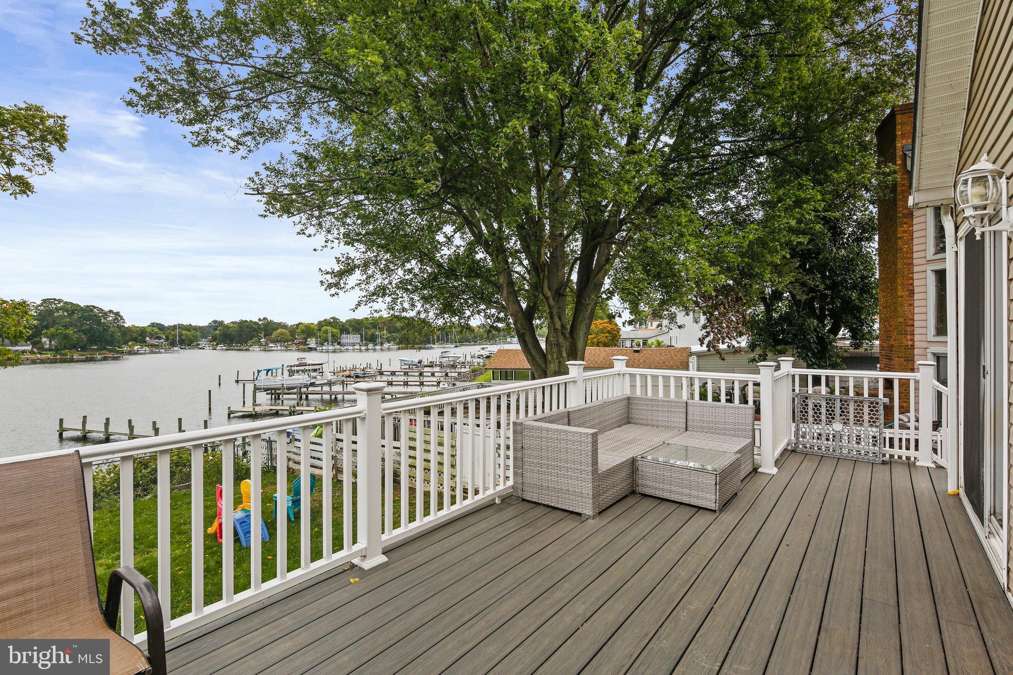 MIDDLE RIVER - Residential