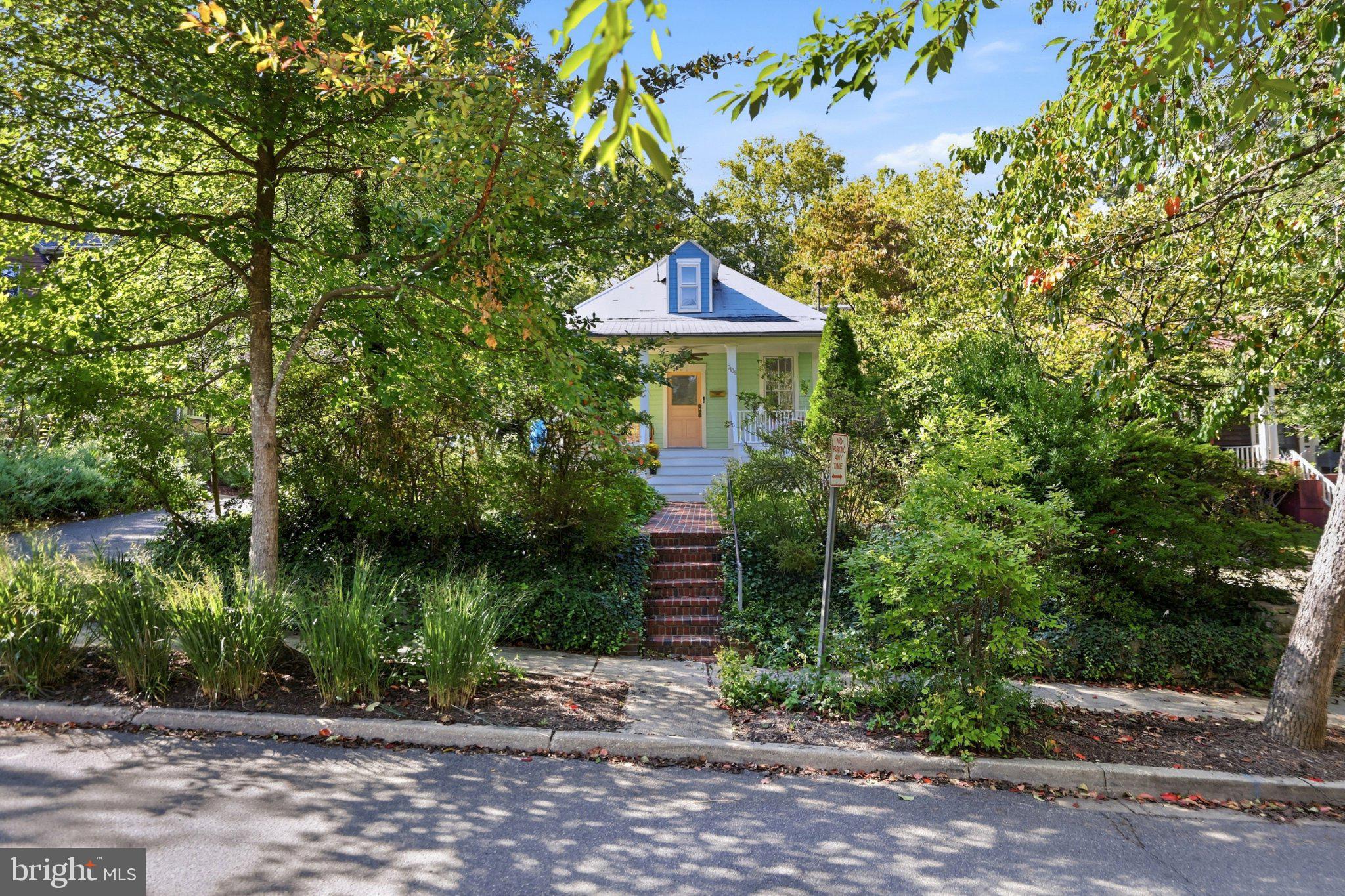 7108 HOLLY AVENUE