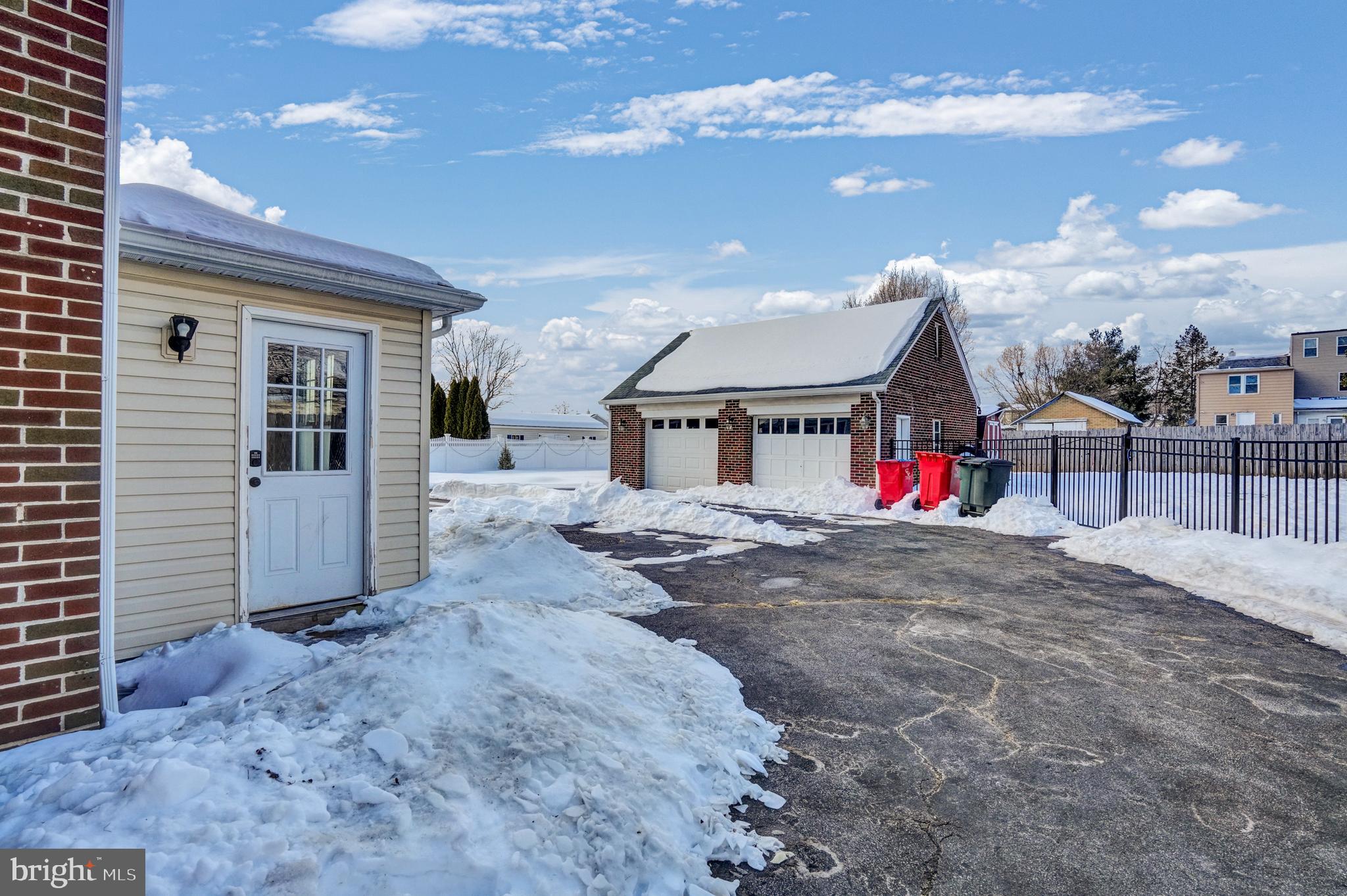 POTTSGROVE - Residential