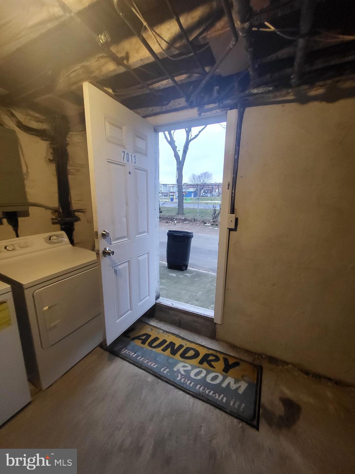 STONEHURST - Residential Lease