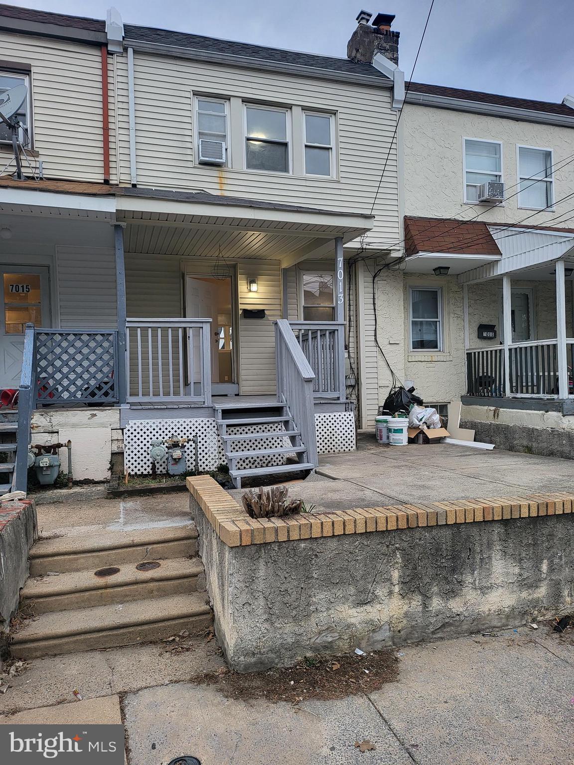 STONEHURST - Residential Lease