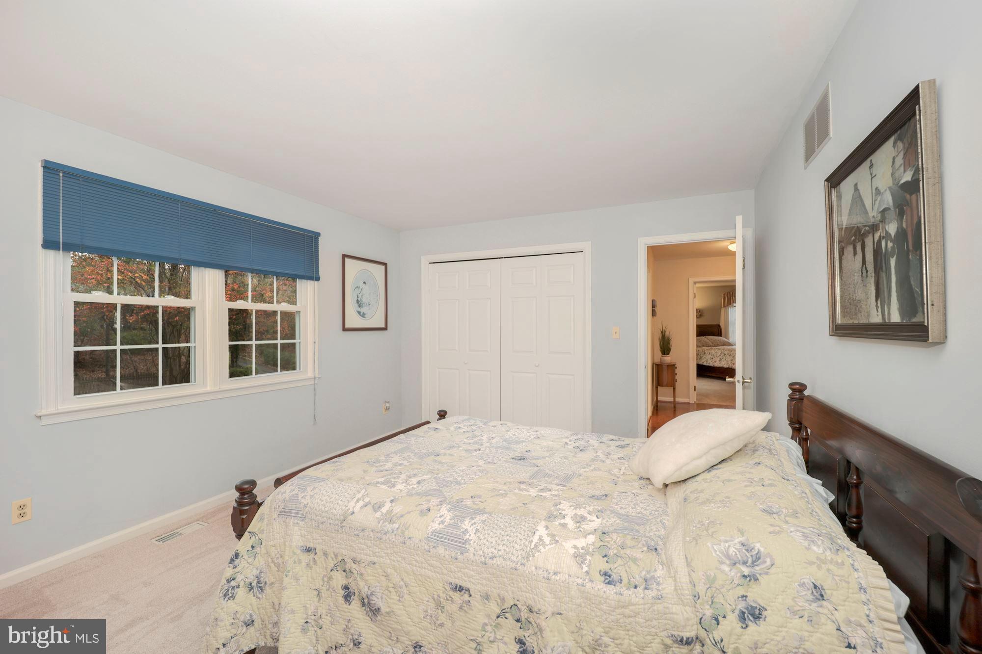 STURBRIDGE - Residential