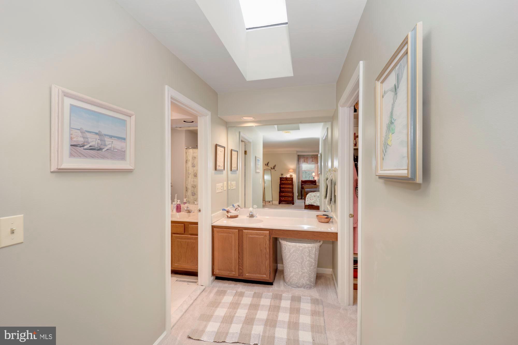 STURBRIDGE - Residential