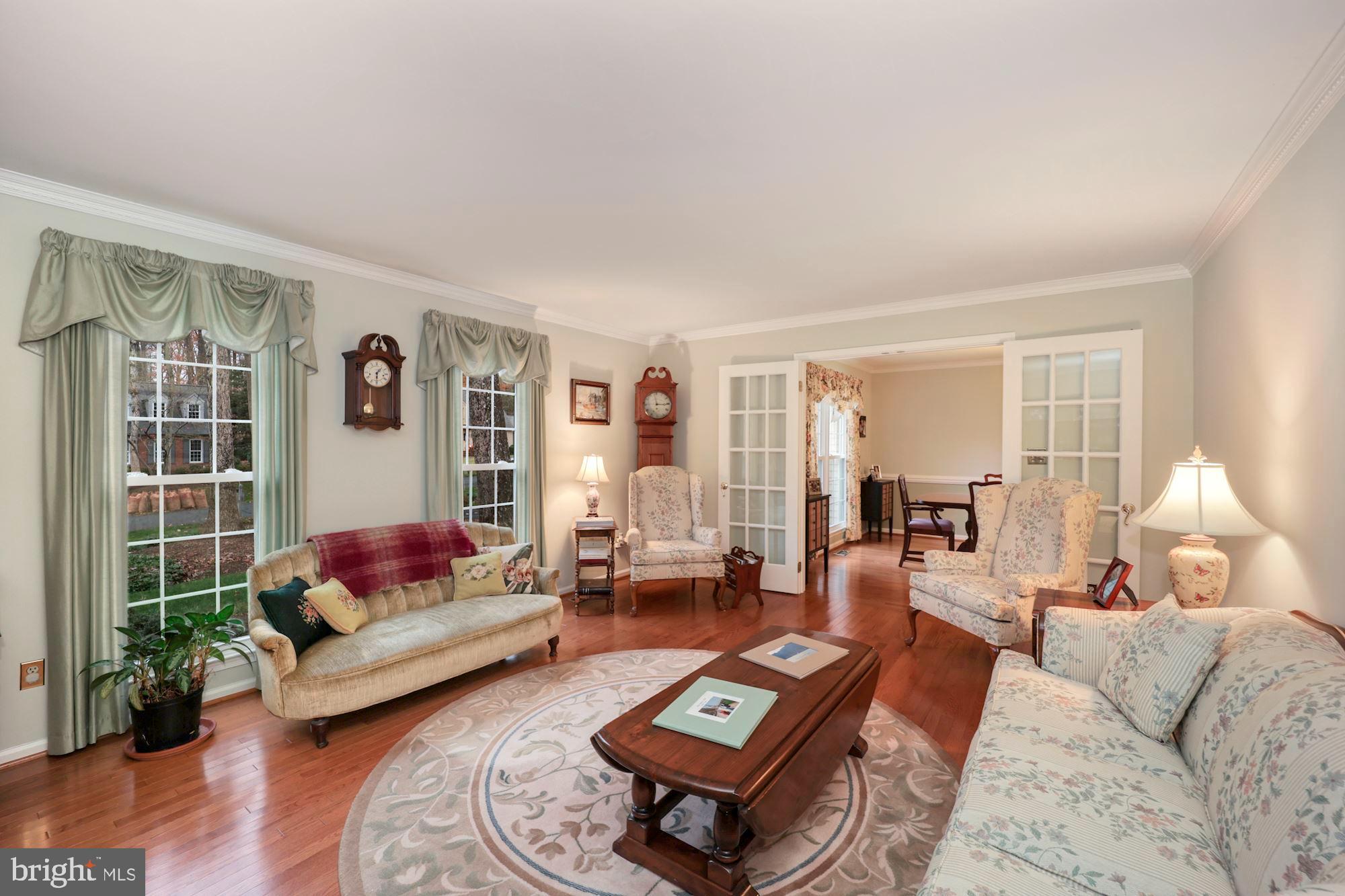 STURBRIDGE - Residential