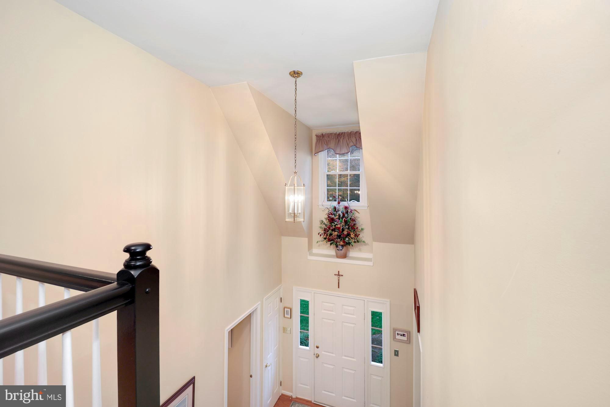 STURBRIDGE - Residential